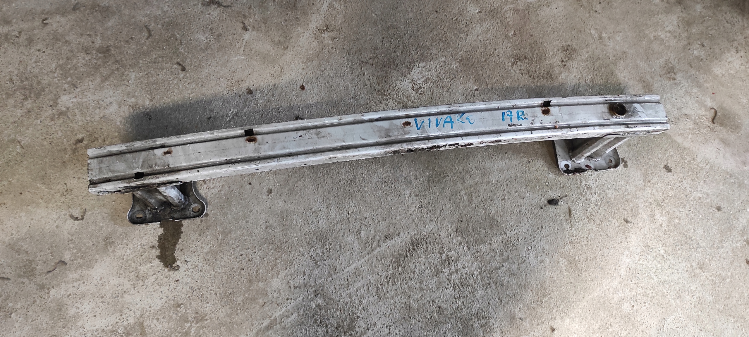 bumper support front Opel Vivaro B