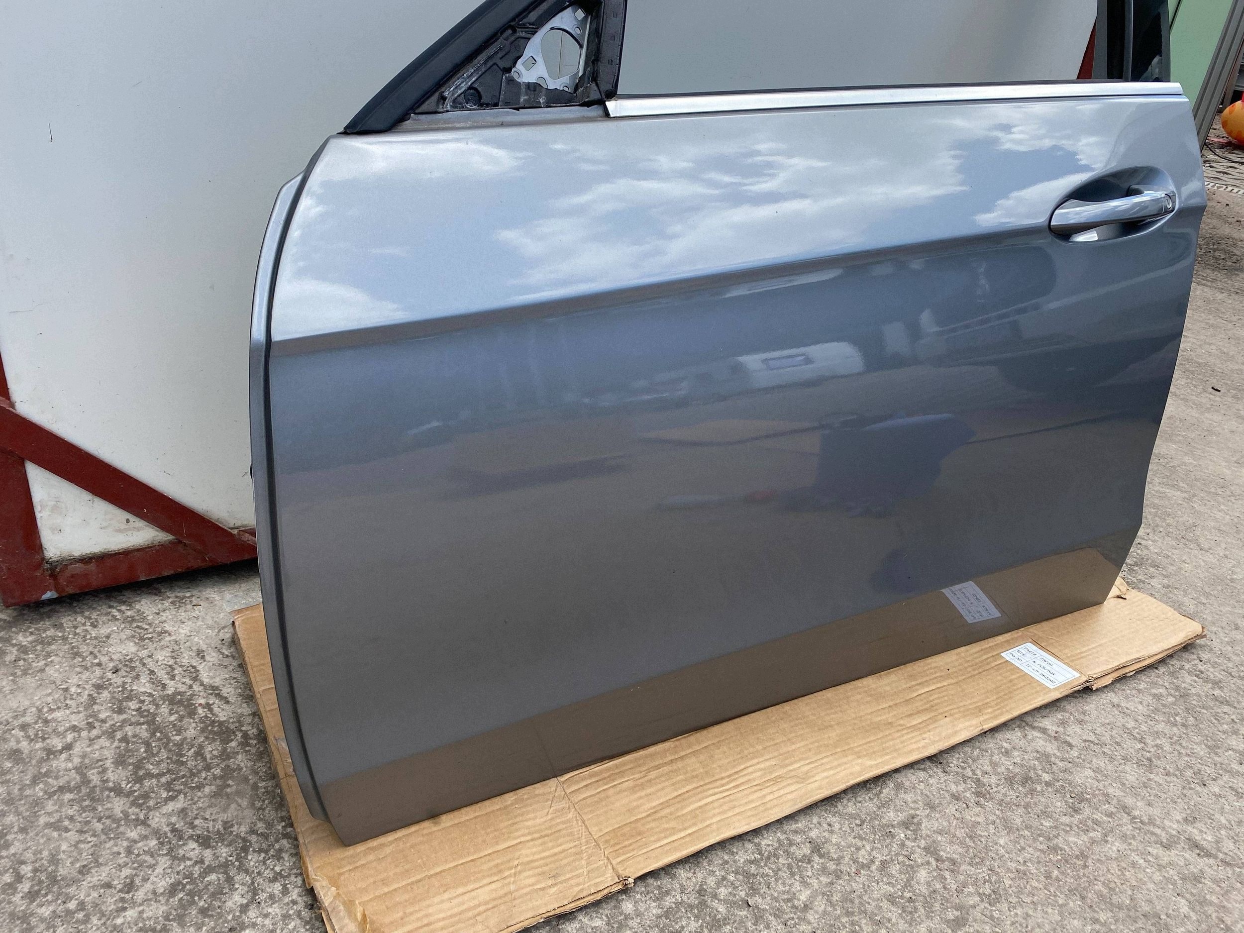 MERCEDES E W212 complete door left front front 792 grey