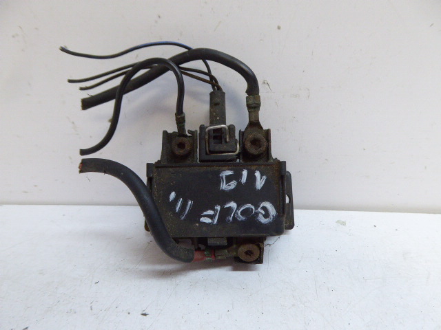 GOLF III PRZEKAŹNIK ŚWIEC ŻAROWYCH 1.9 D