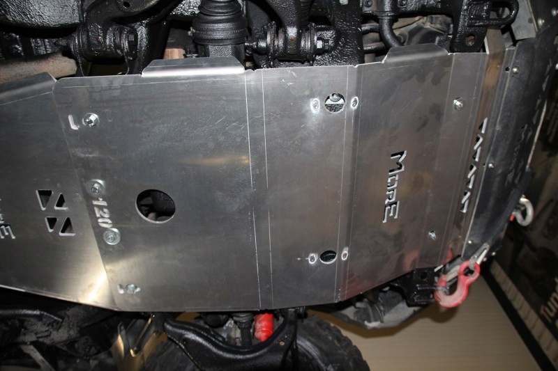 ALUMINIOWA OSŁONA PODWOZIA SILNIKA PRZEDNIA LAND CRUISER 120 MORE 4X4 Numer katalogowy producenta OPA027