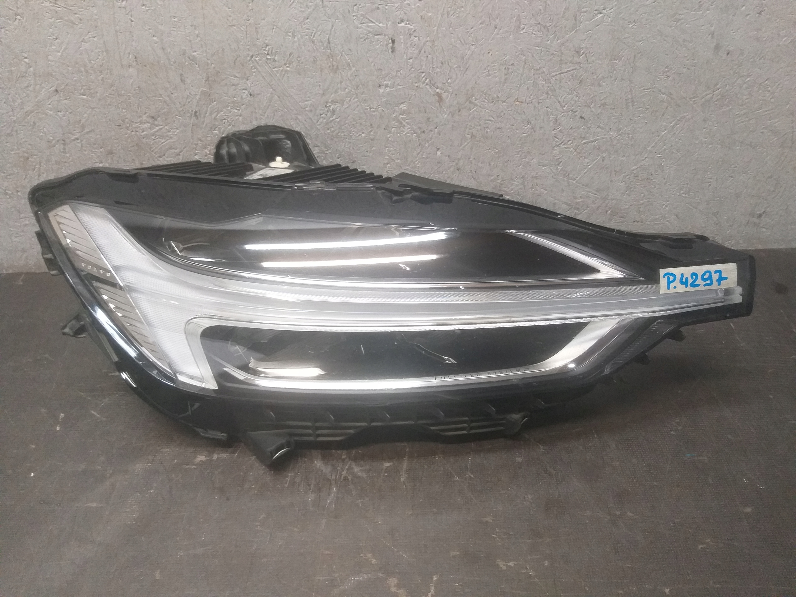 light front right VOLVO XC60 XC 60 II 2 FULL LED 17- 32133549