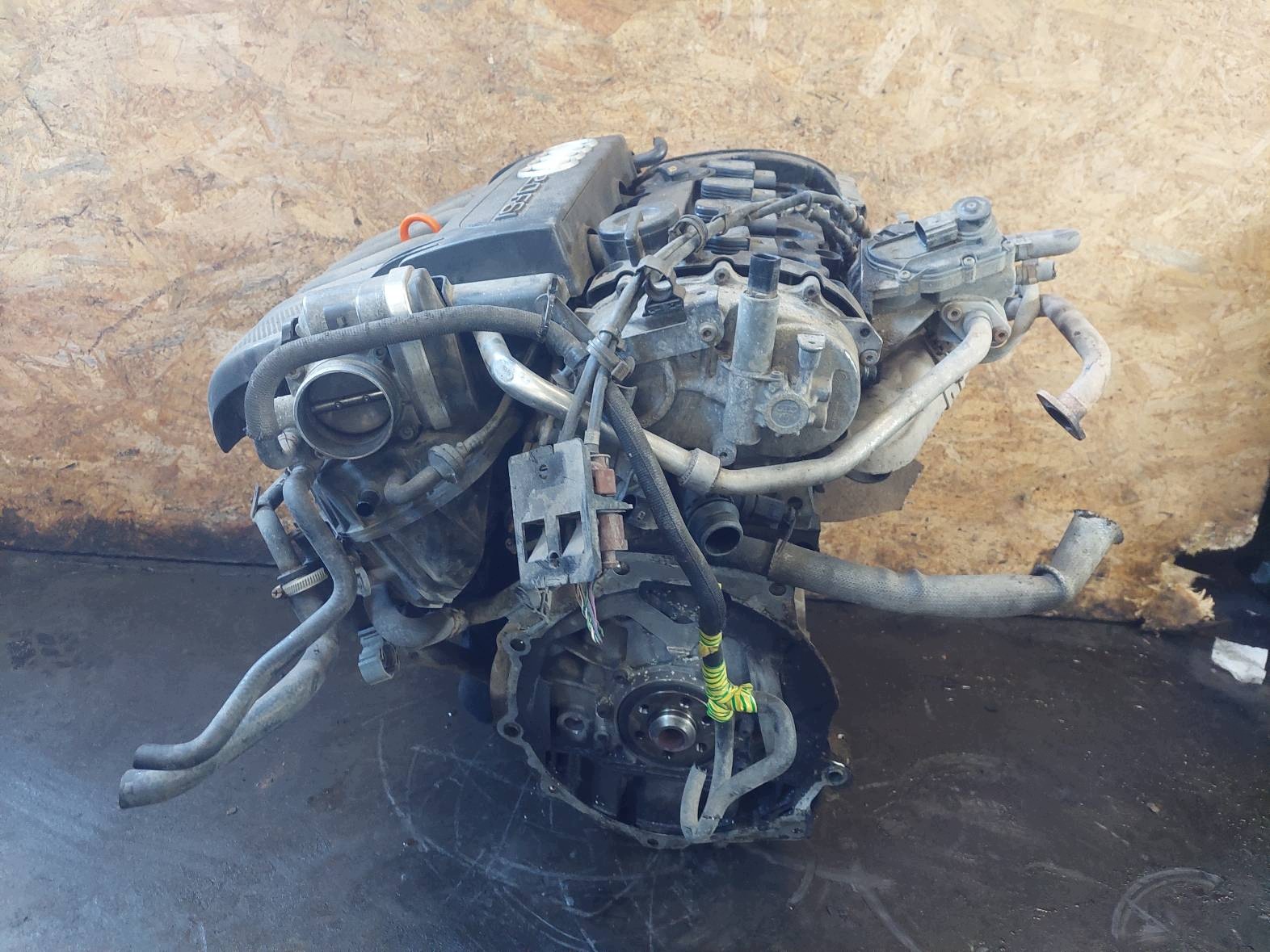 engine petrol AUDI A3 8P AXW 2.0 FSI ID: 231864