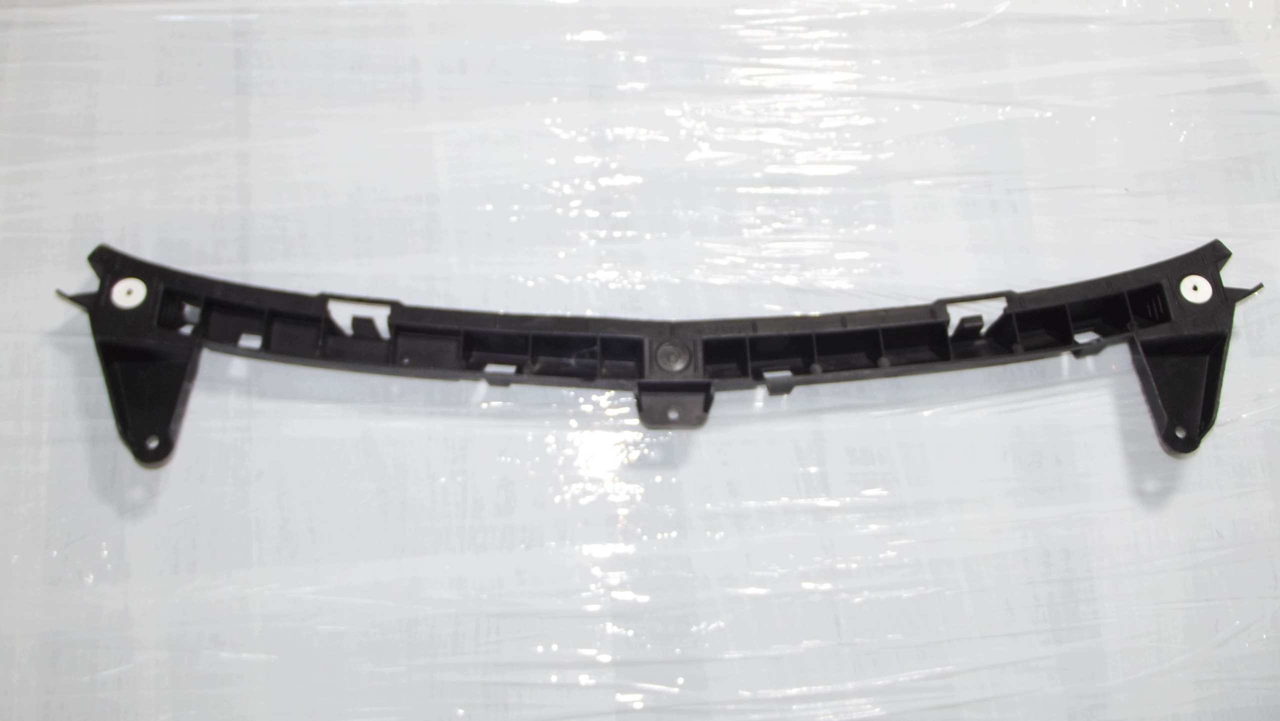 Opel Corsa D bumper bracket rear part 13179908