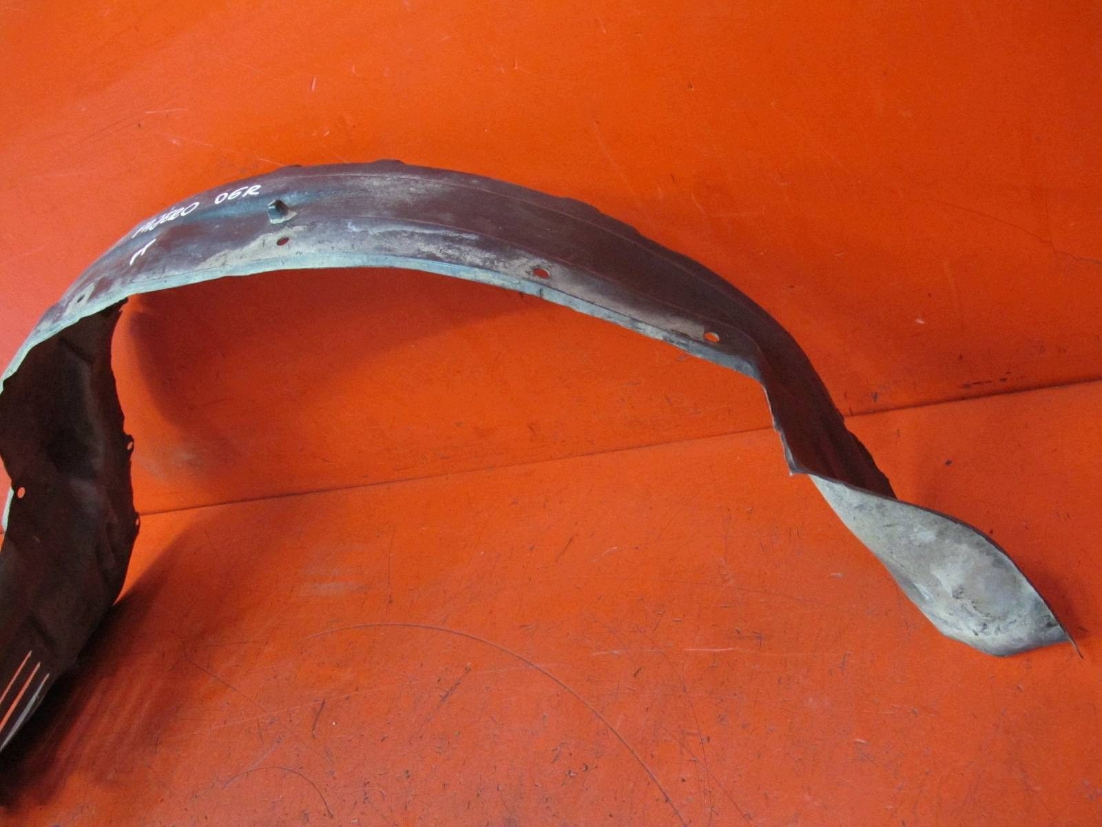 MITSUBISHI PAJERO 4 IV 06- mudguard right front front