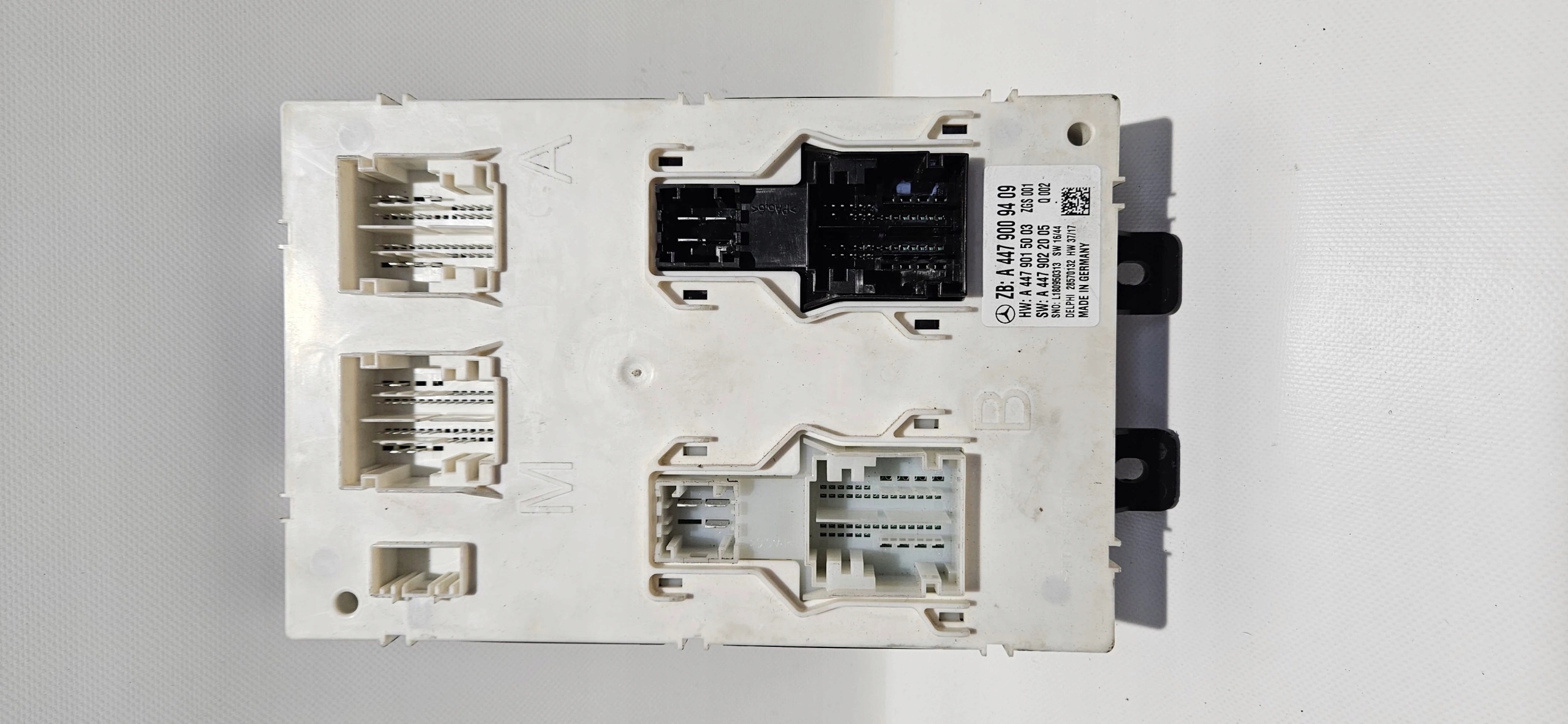 control unit module SAM MERCEDES OE VITO A4479009409