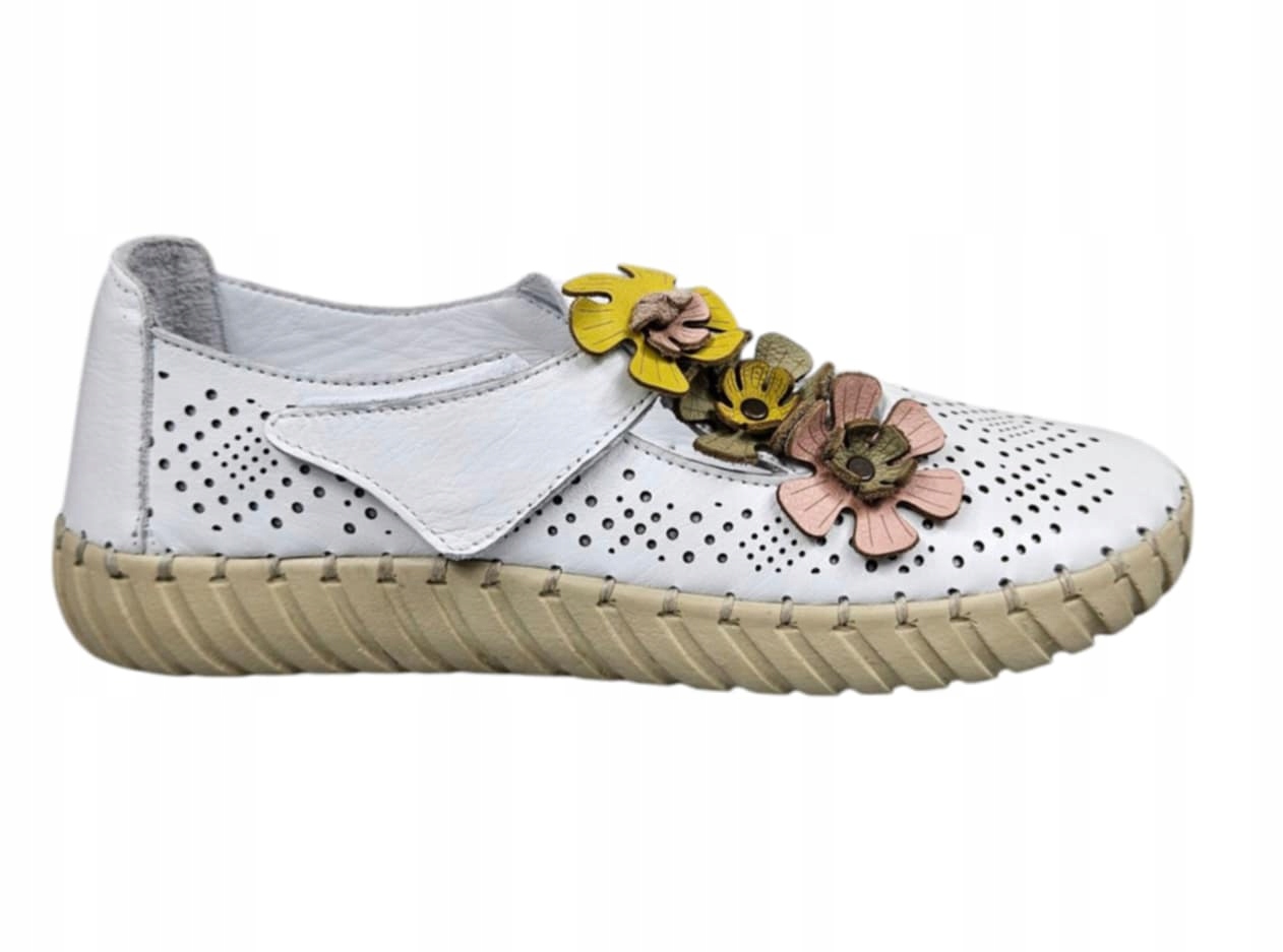 Loretta Vitale Ažurové Balerínky Polobotky Bb 5335 Bílé vel. 41