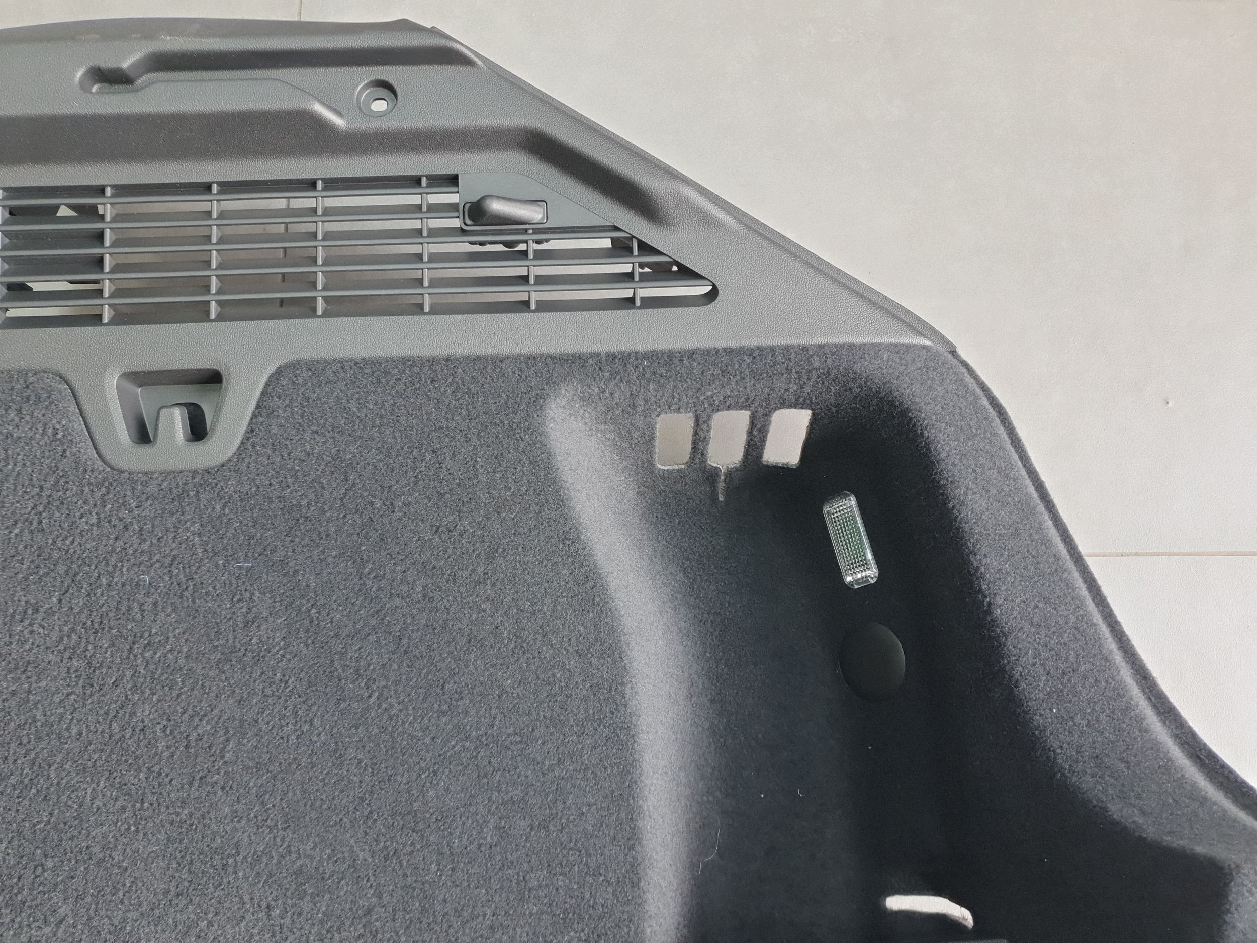 Audi A3 8Y HB boot upholstery right 8Y4863880