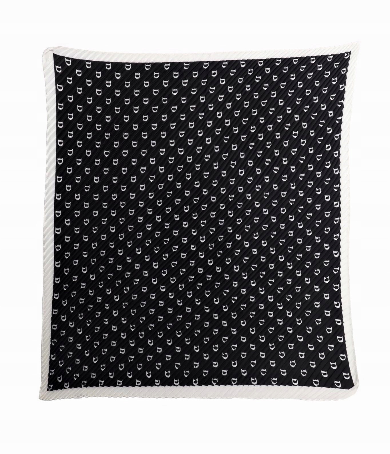 APASZKA GAWROSZKA karbowana czarno biała Rodzaj apaszka