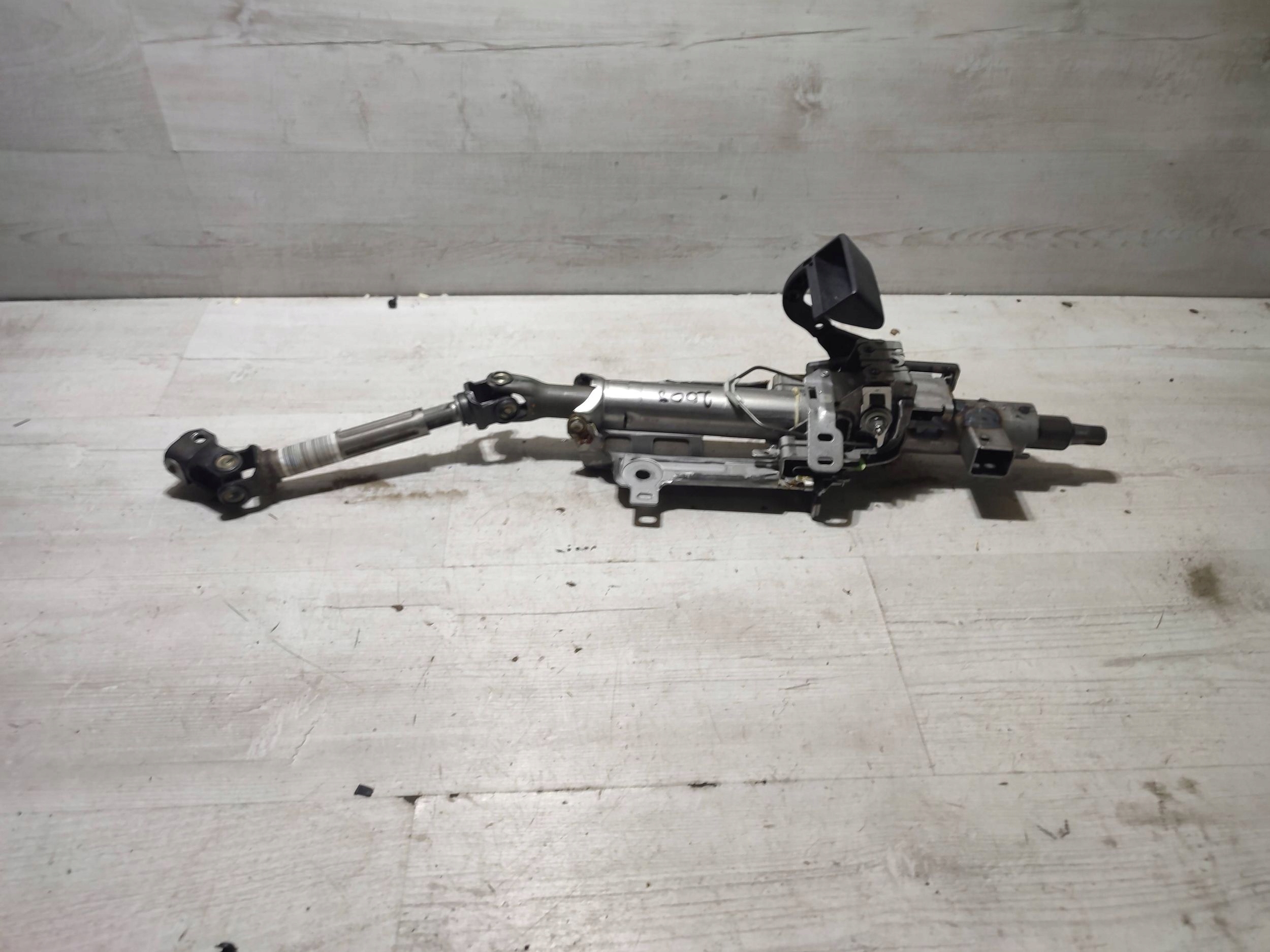 Peugeot 2008 II 2020 steering wheel rod