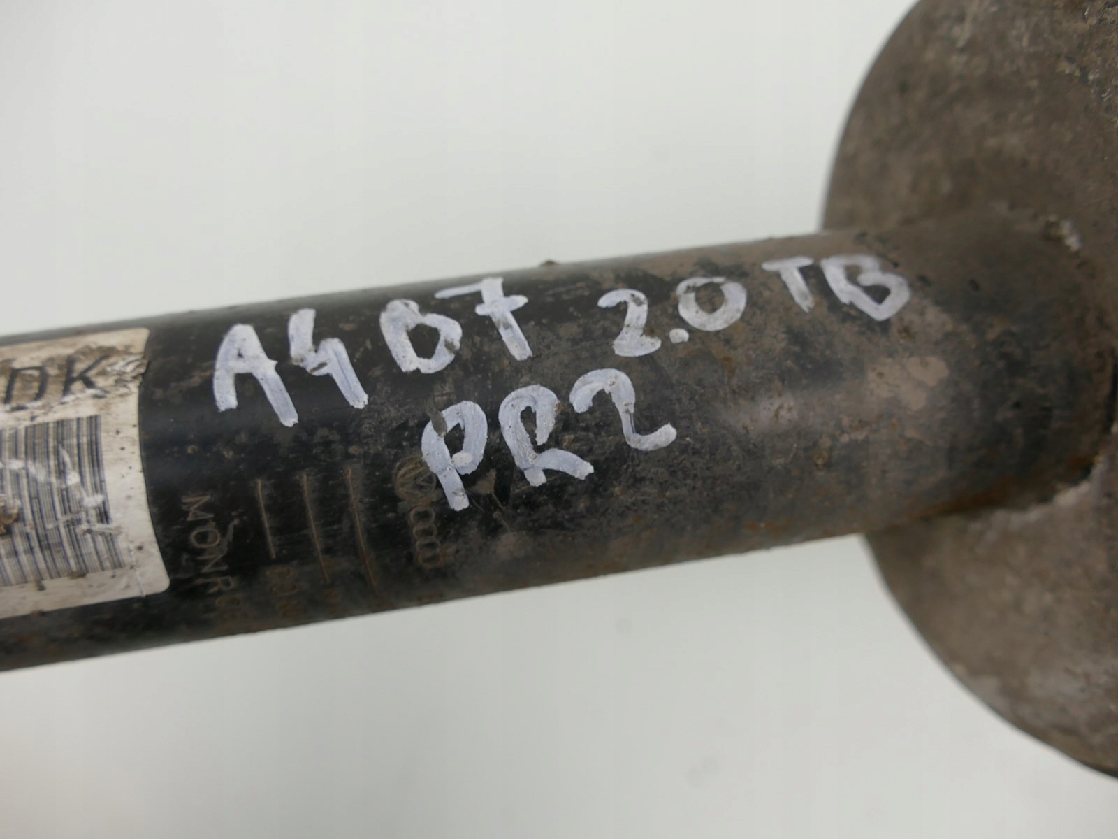 AUDI A4 B7 2.0 TFSI shock absorber front front L/P