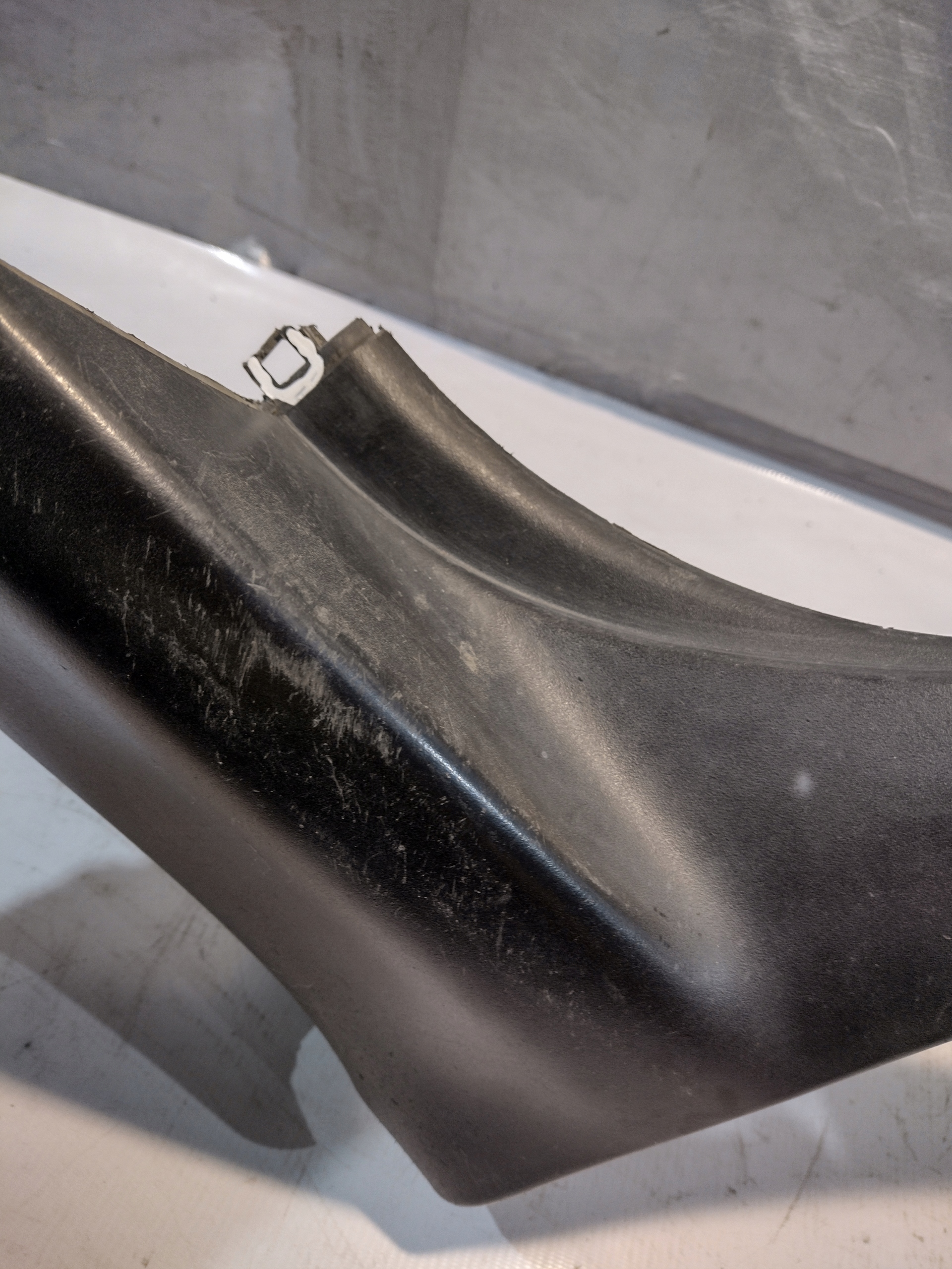 Couverture Aile Gauche Arrière BMW X5 E53 OE 8402337