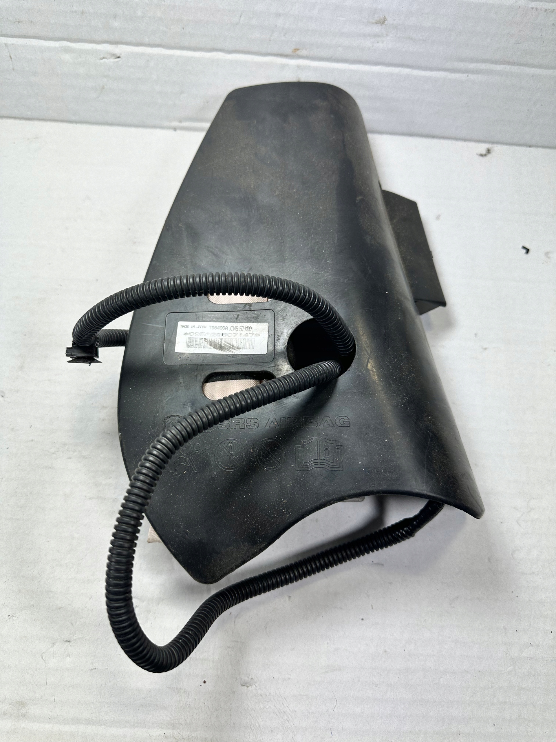 CX-5 I FOTELÓWKA PODUSZKA FOTELA LEWA KD4557KB0