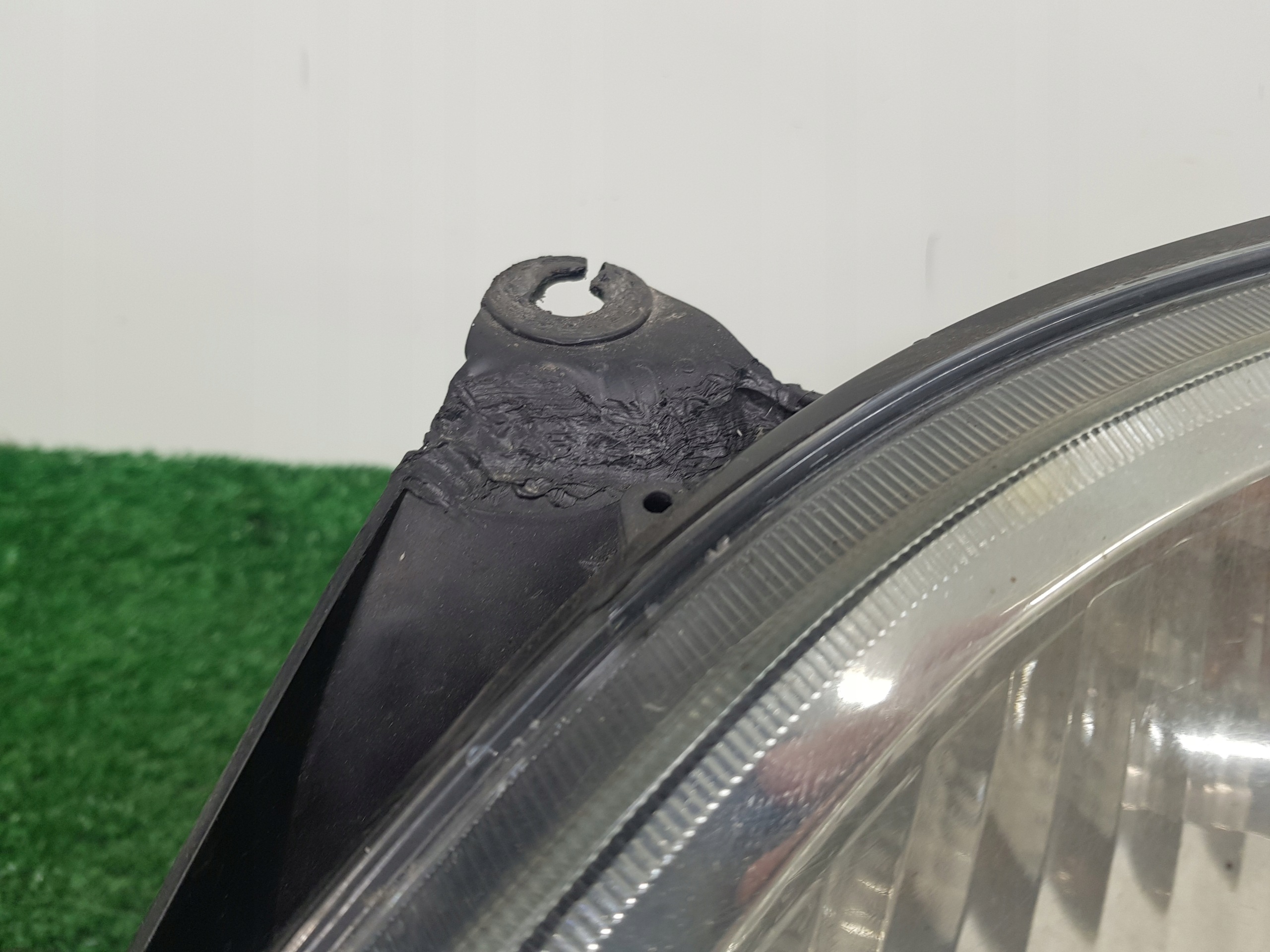 light left front FORD FIESTA MK 6 2S6X-13W030-AJ