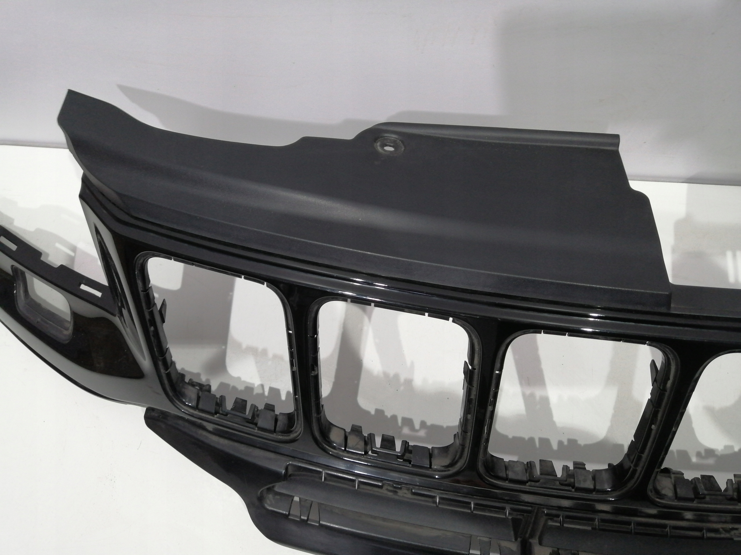 Jeep Cherokee J Kühlergrill FRONTGRILL Kühlergitter 8264296 - Thumbnail 6