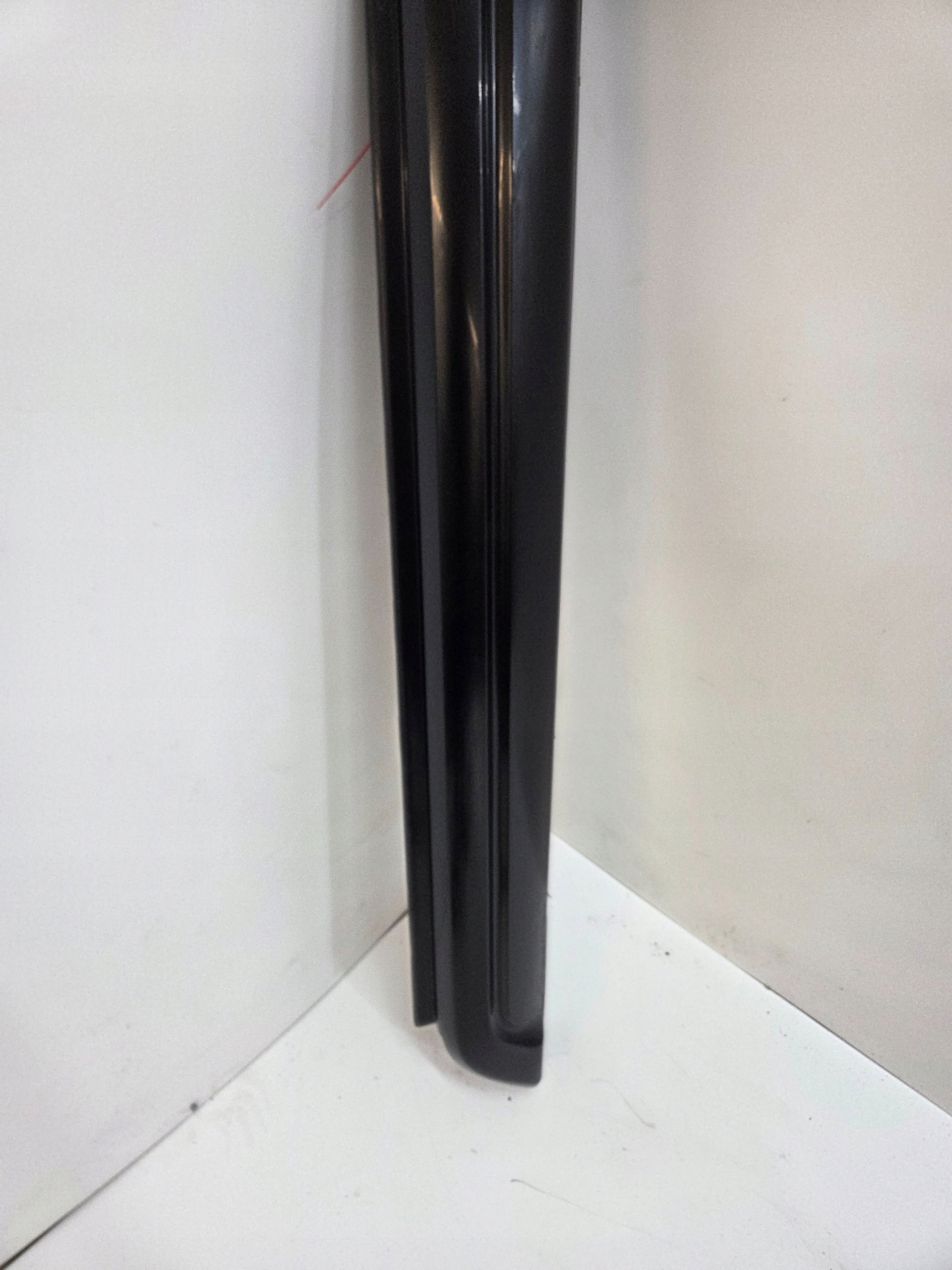 moulding left BMW X3 E83 M PAKIET BLACK SAPPHIRE