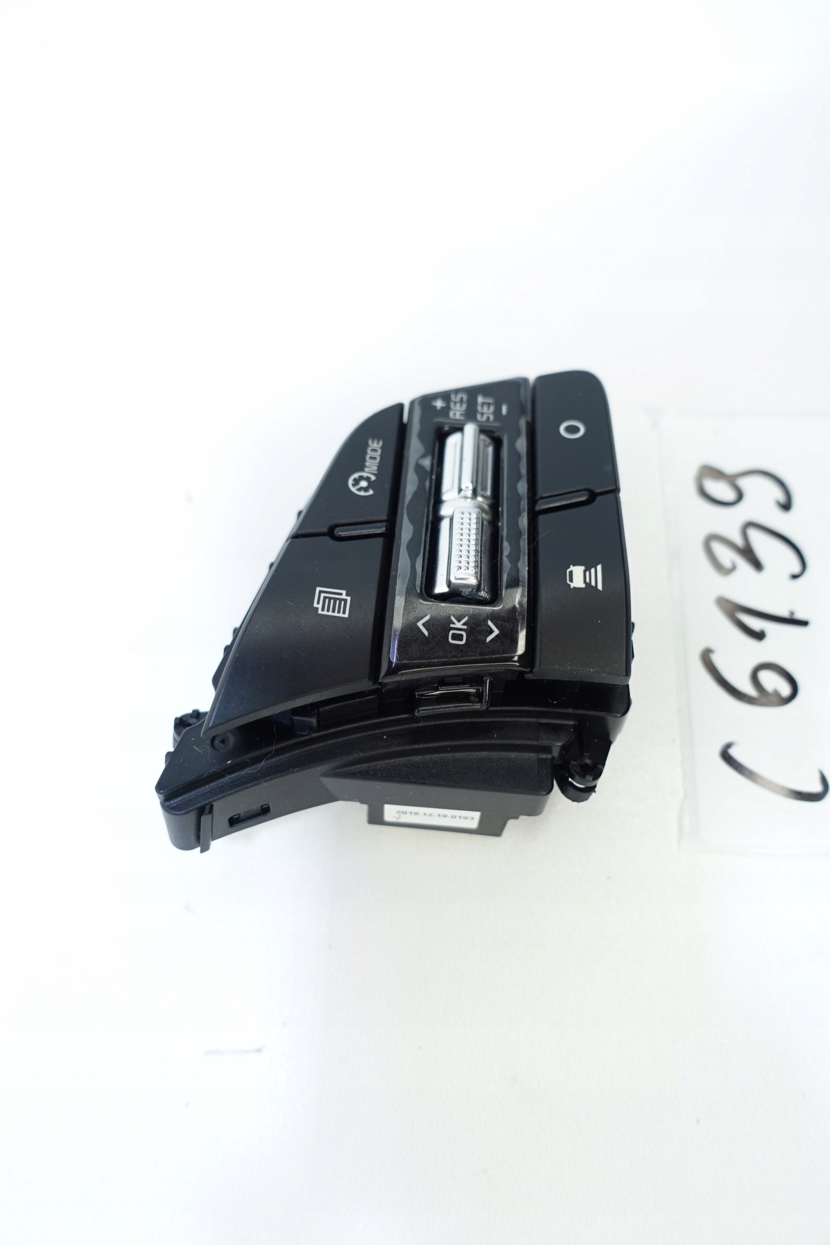 control panel switch of the steering wheel HYUNDAI