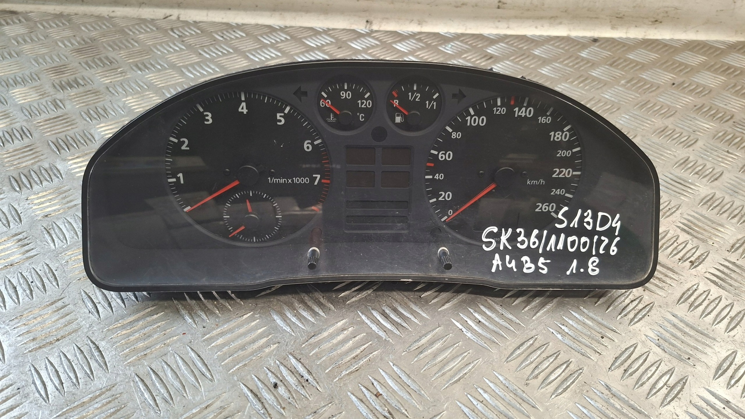 budíky budiky AUDI A4 B5 1.8