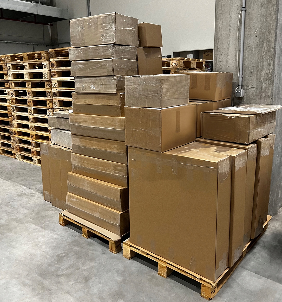 Karton do wysyłki fasonowy FIOLETOWY 200x115x30mm Pudełko InPost A 20 sztuk Rodzaj fasonowy