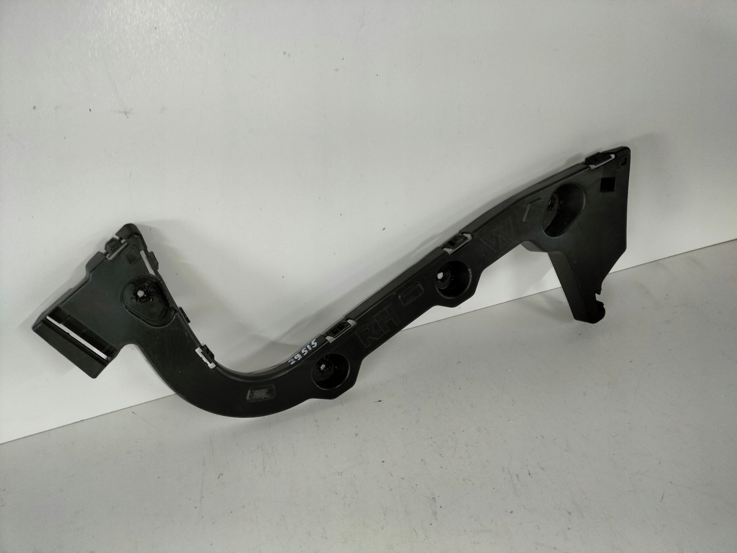 bumper bracket rear part right FORD FOCUS MK3 11- KOMBI