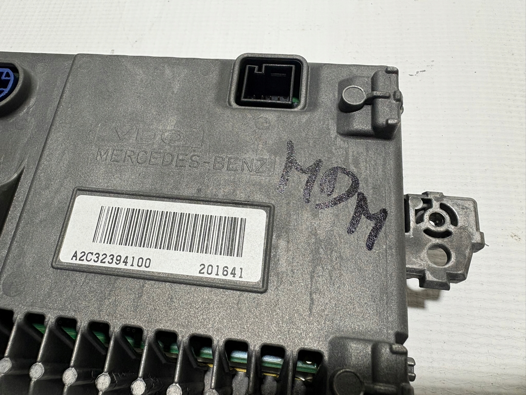 display navigation devices 2129004407 MERCEDES CLS W218 W212