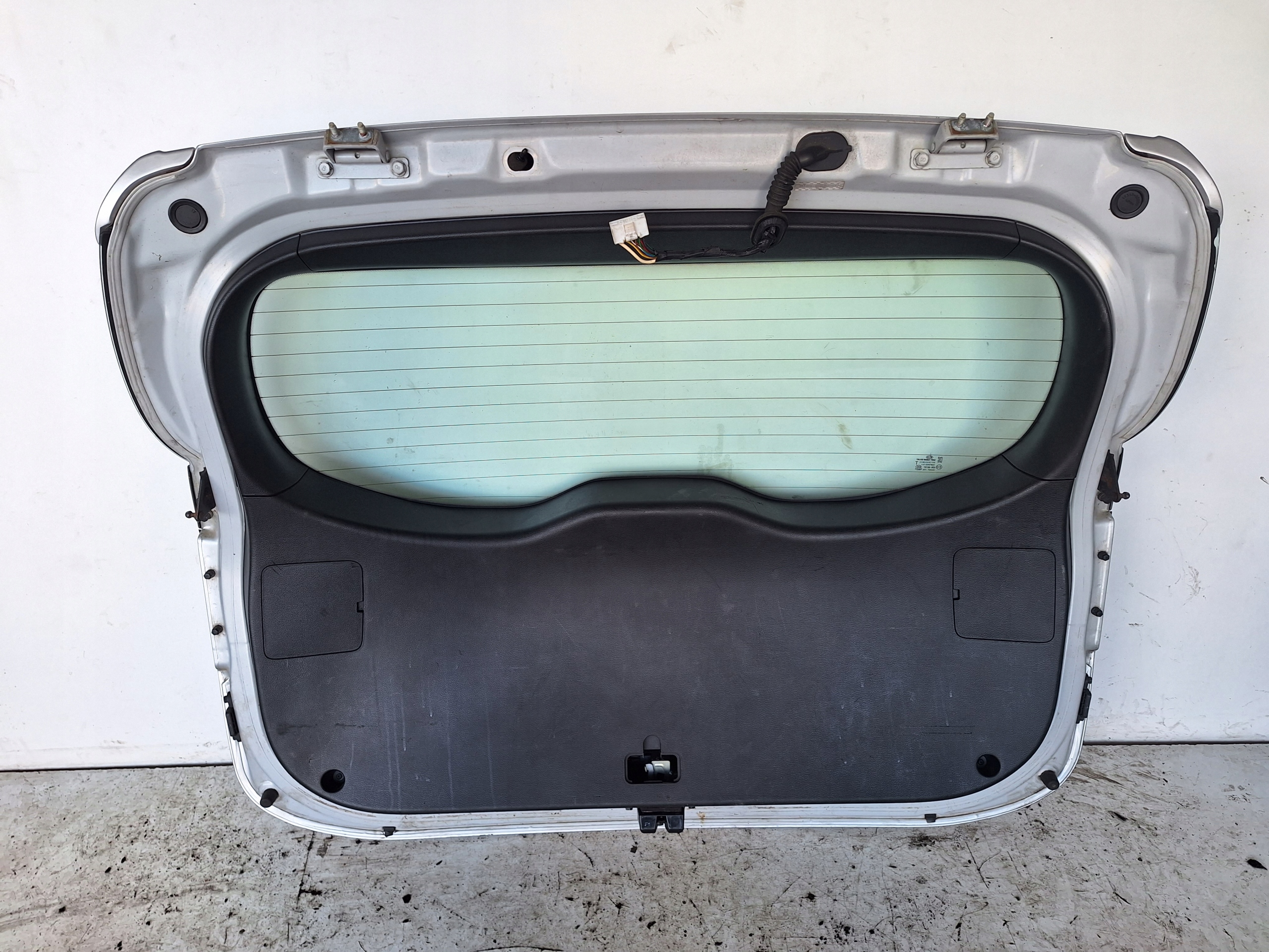 KIA CARENS IV 12-19 boot door