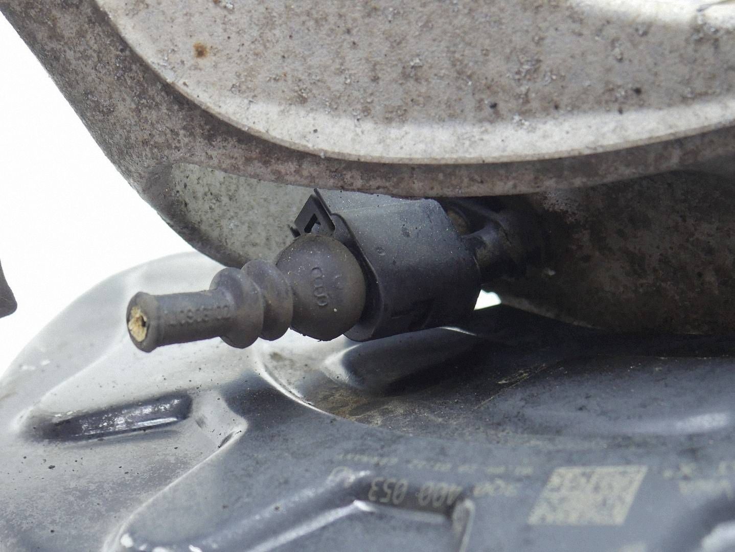 swing shock absorber left front VW PASSAT B8 2.0 TDI 5Q0407257C