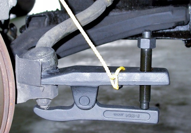 KING TONY Sciagacz sworzni kulistych 12 50mm Producent code 9BE11