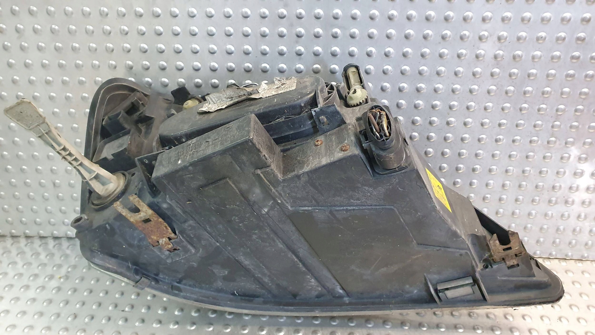 light front left FORD GALAXY MK2 04- 7M5941015E