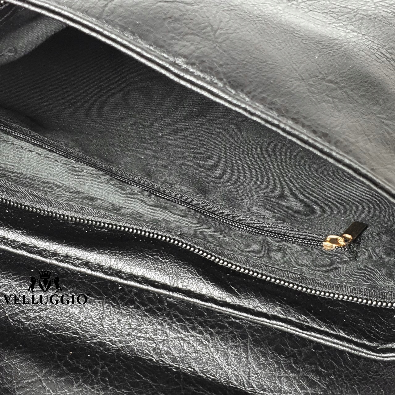 LISTONOSZKA MAŁA TOREBKA DAMSKA KLAPKA NA PASKU PSZCZÓŁKA MUSZKA Płeć kobieta