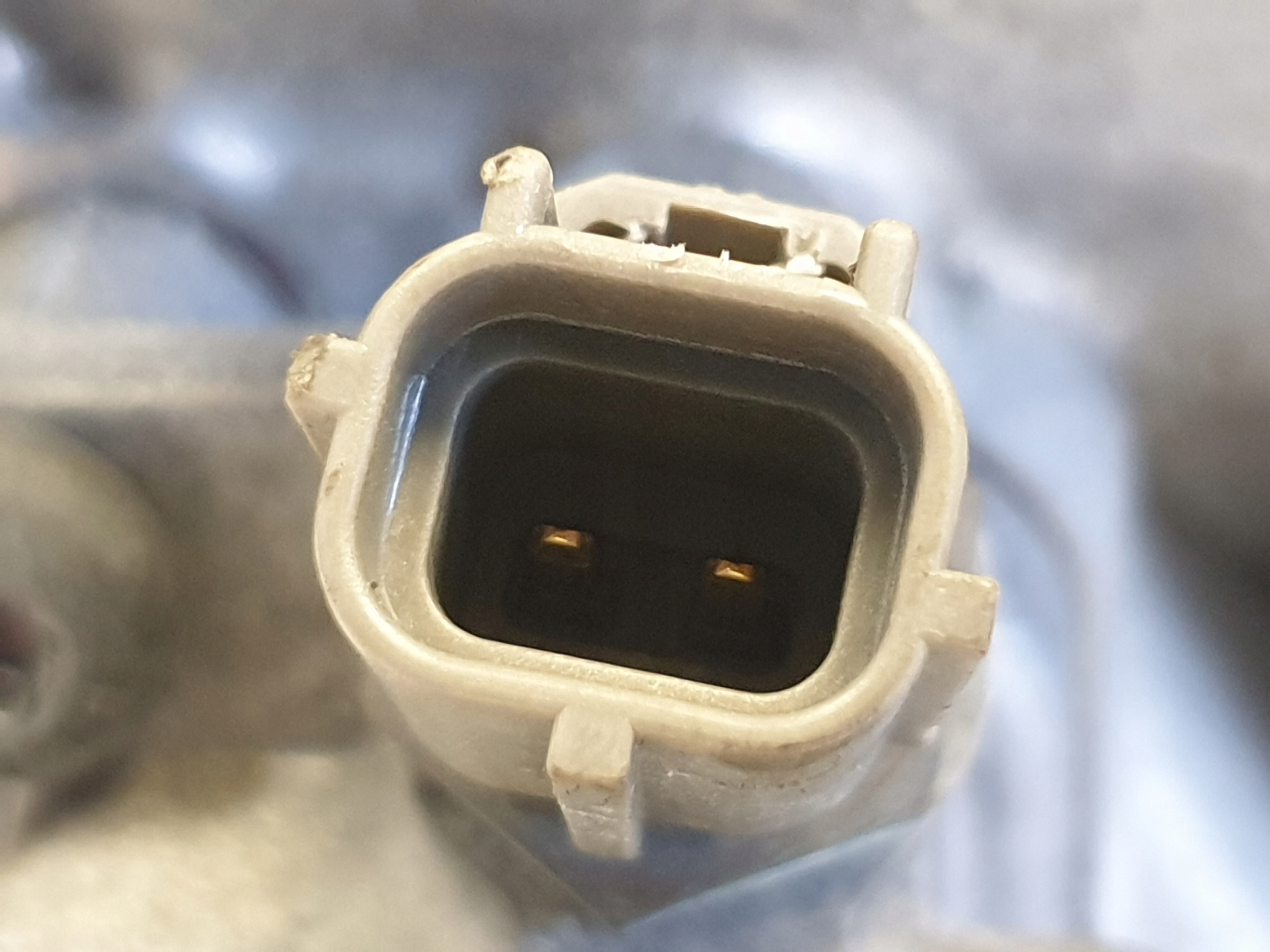 Volvo S60 2.4 D5 GŁOWICA CYLINDRÓW 08692974002 Wersja Europejska