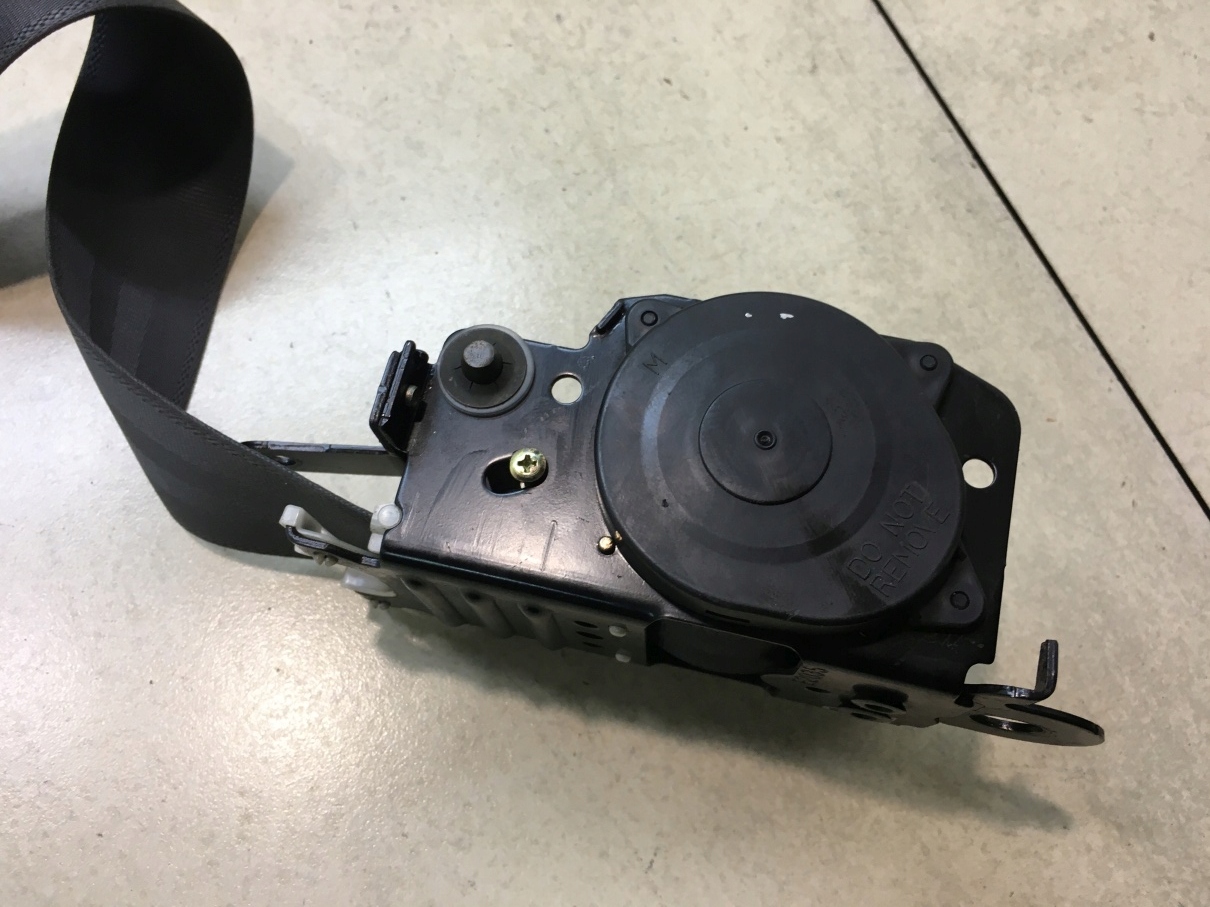 tension belt safety right front CARINA E IV T19
