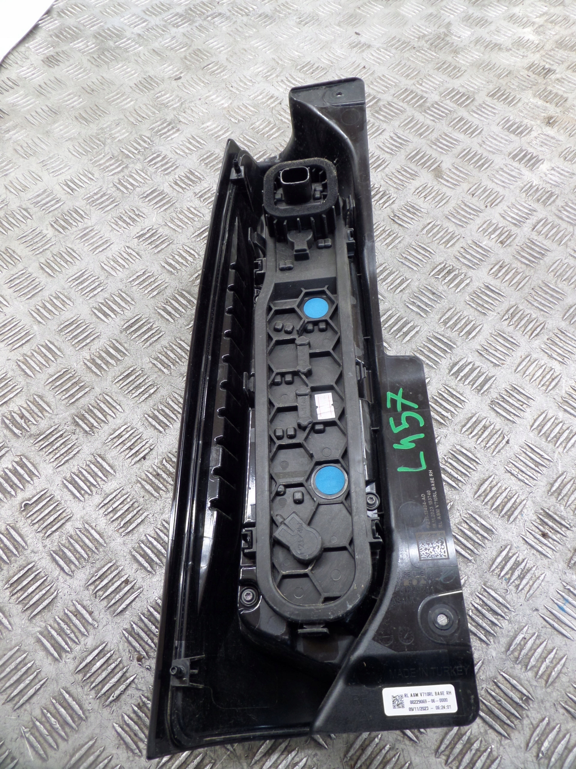 FORD TRANSIT CUSTOM 23- light right rear part PZ31-13404-AD