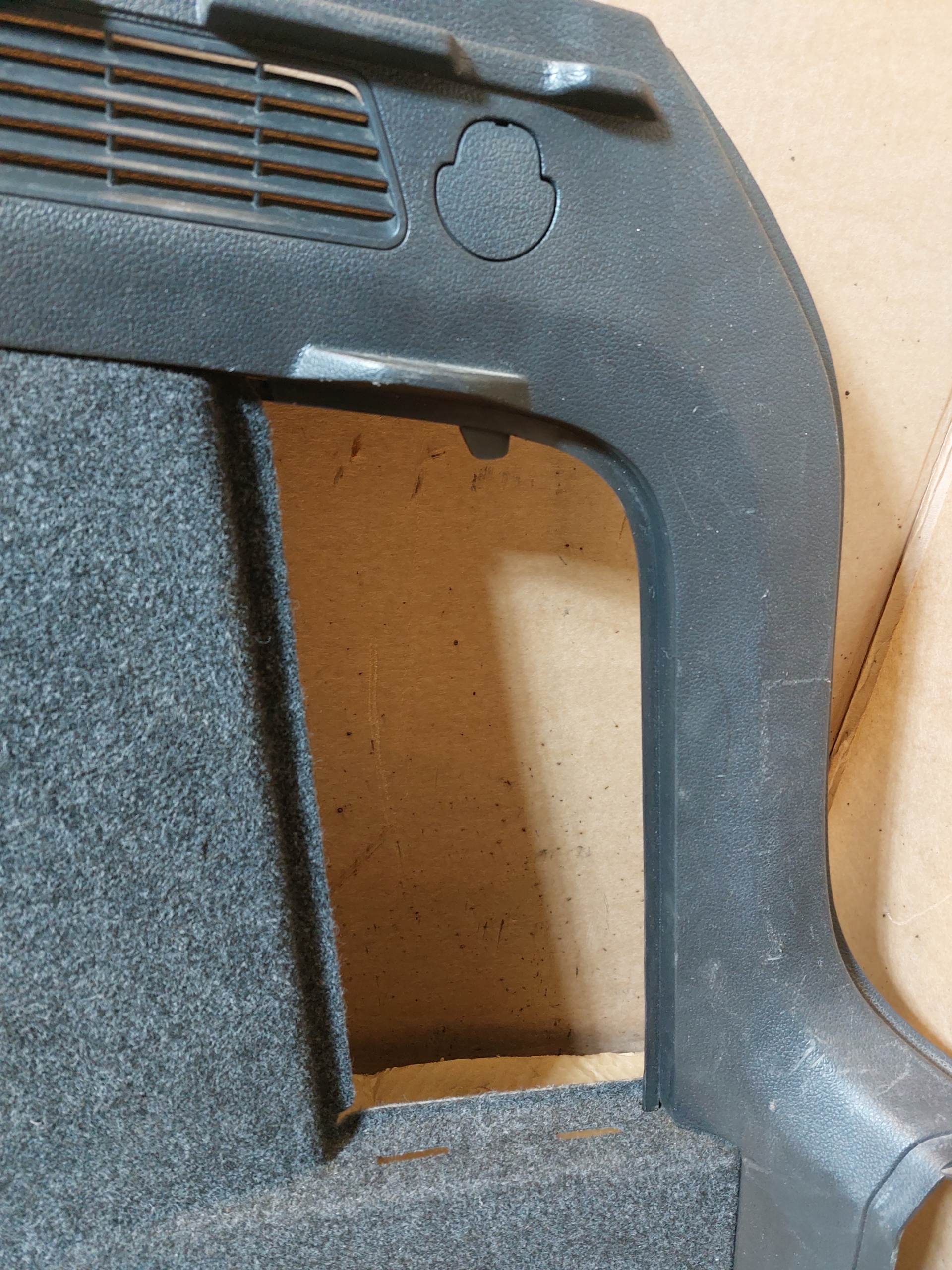 boot upholstery right VW TIGUAN and