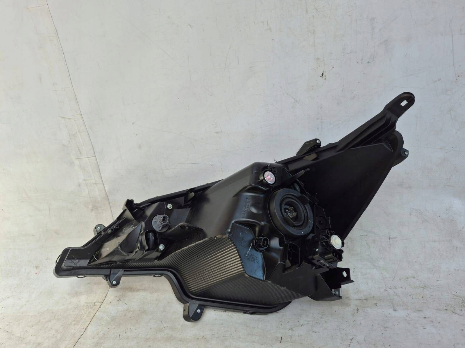 MITSUBISHI SPACE STAR II LIFT 19- light right front front 8301D446