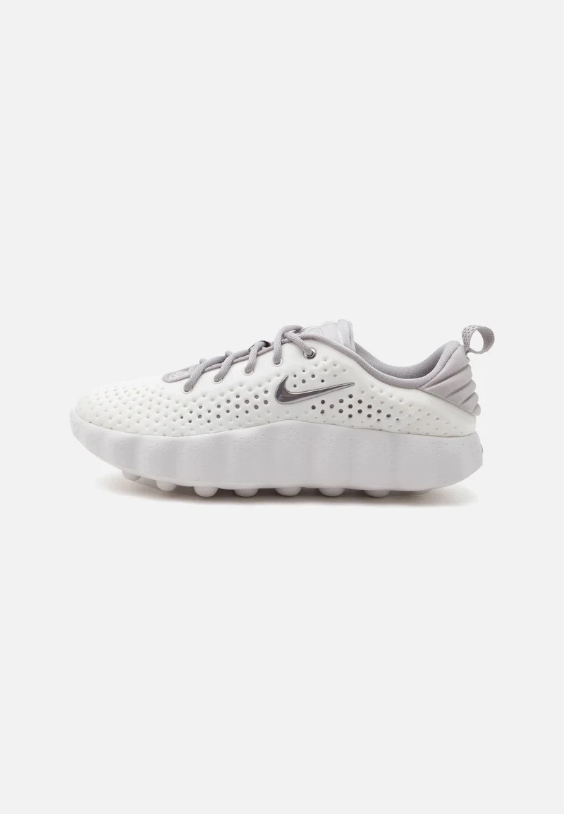 Nike Mind 002 Phantom College Grey HQ4308-004 velikost 42,5