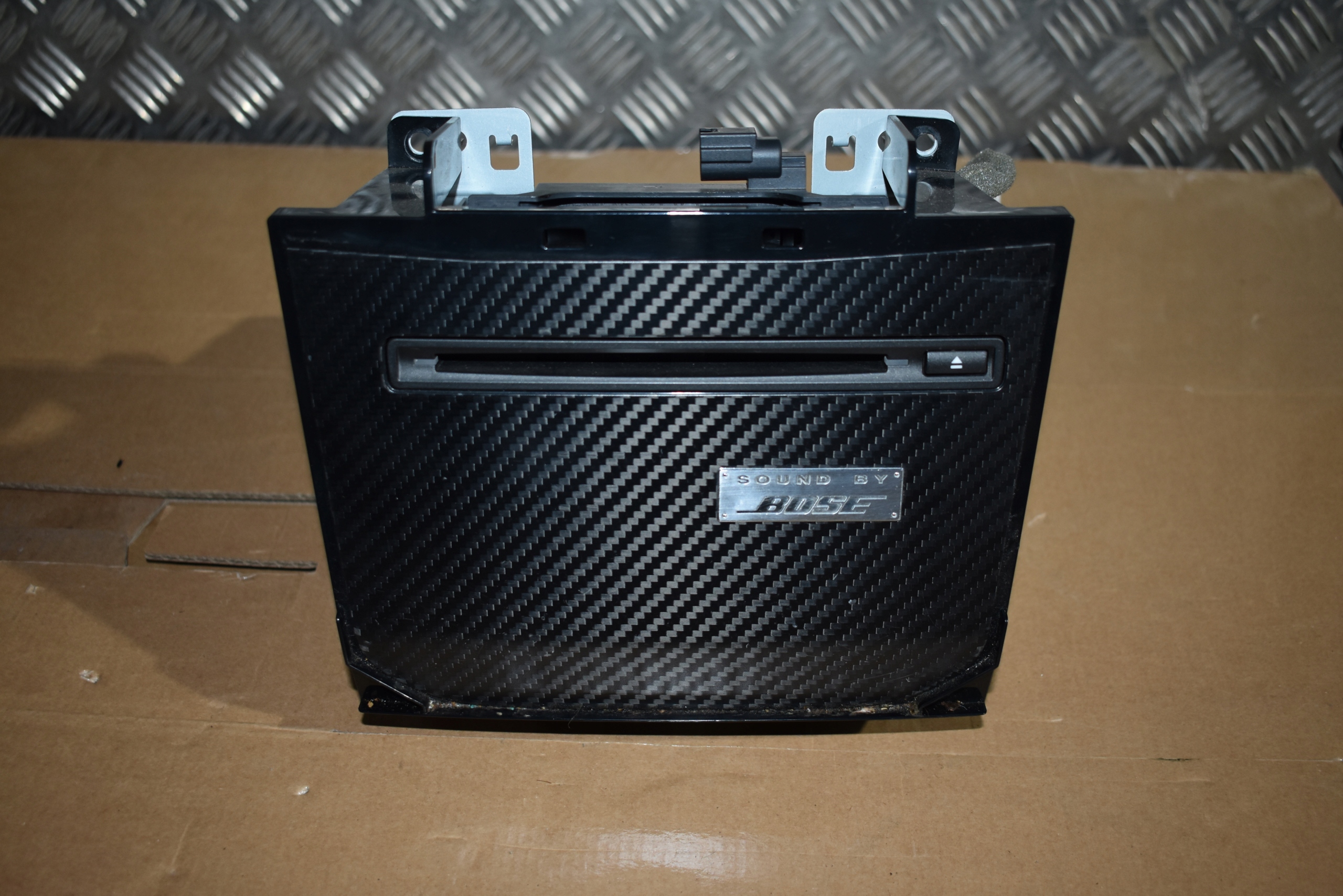 IDEALNA Navigation NISSAN GT-R R35 1