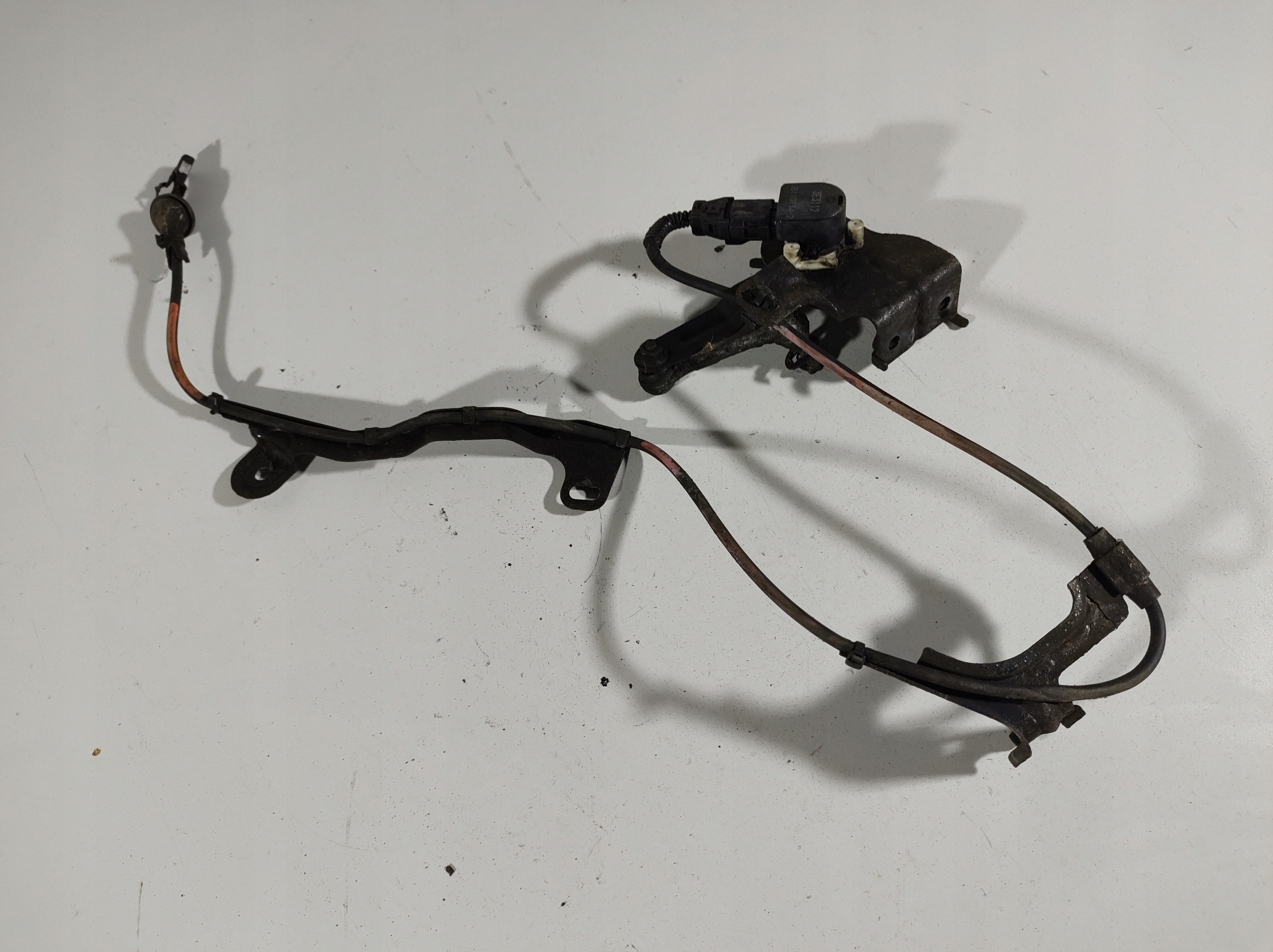 LEXUS Is300h3r ДАТЧИК ВЫРАВНИВАНИЯ СВЕТА ЗАД.