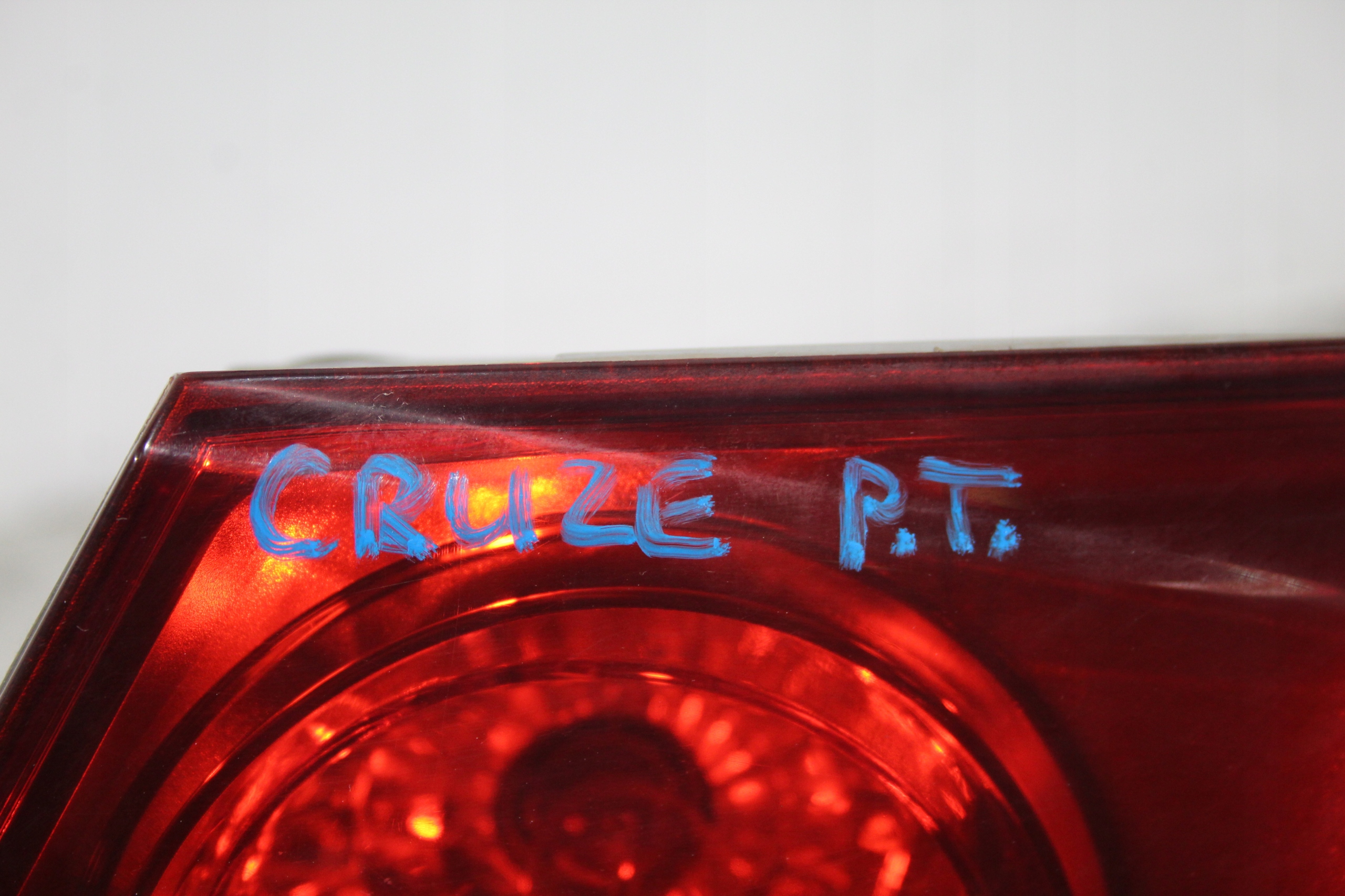 light bonnet right rear part CHEVROLET CRUZE