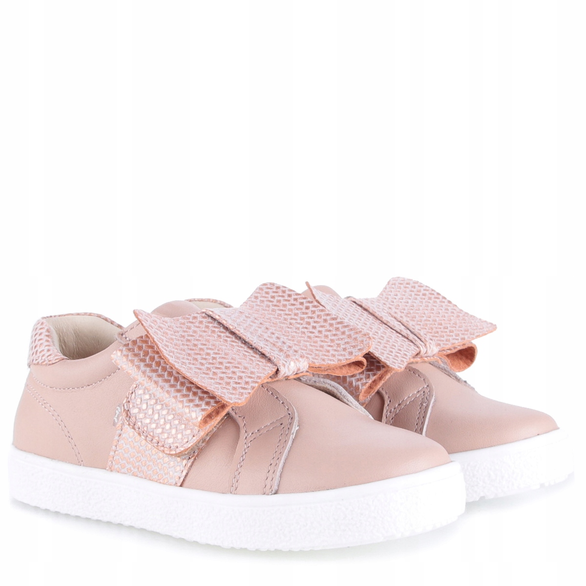 TRZEWIKI TRAMPKI EMEL E2739A-2 r. 31