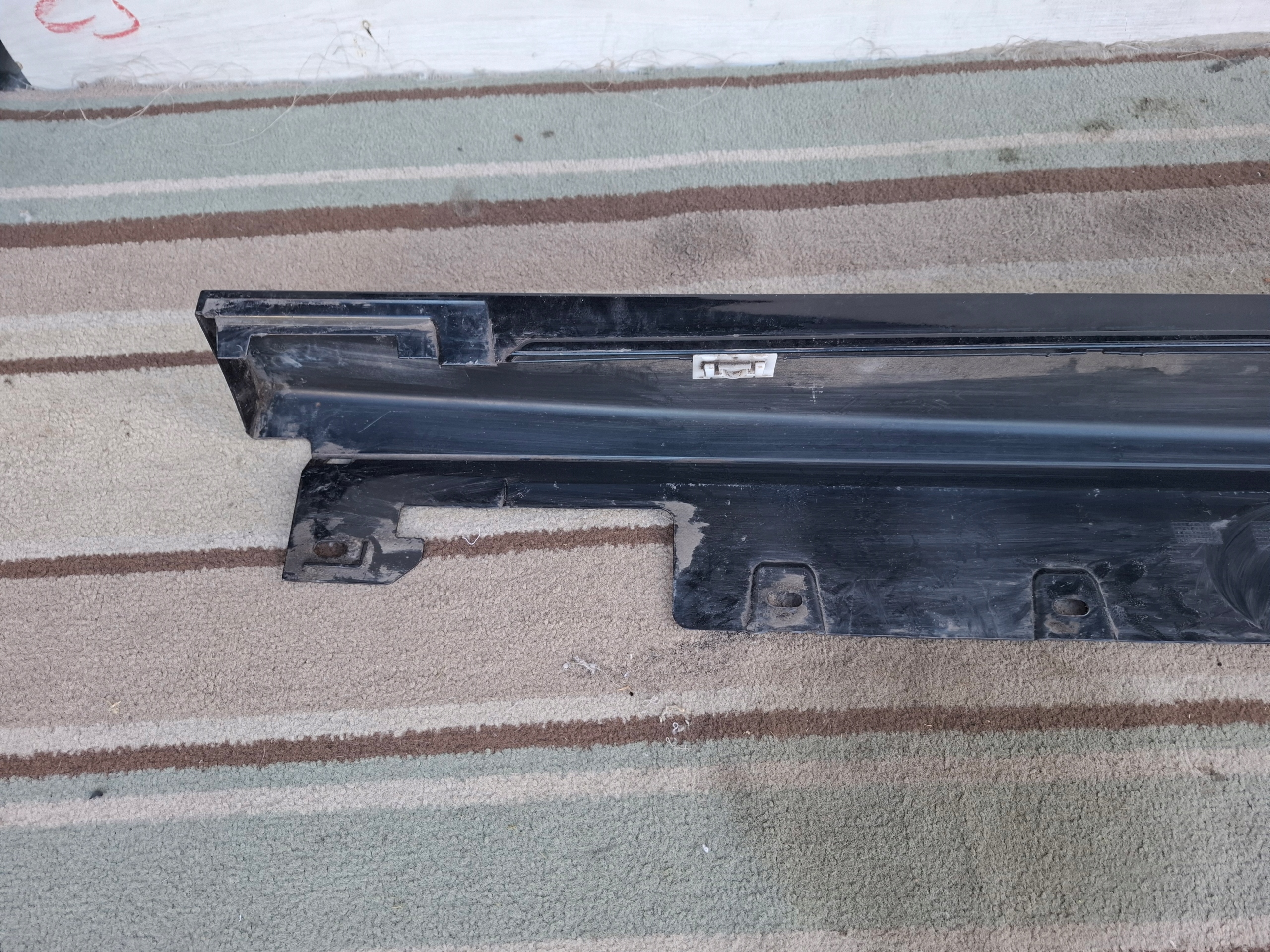 BMW 1 F40 moulding threshold right 475
