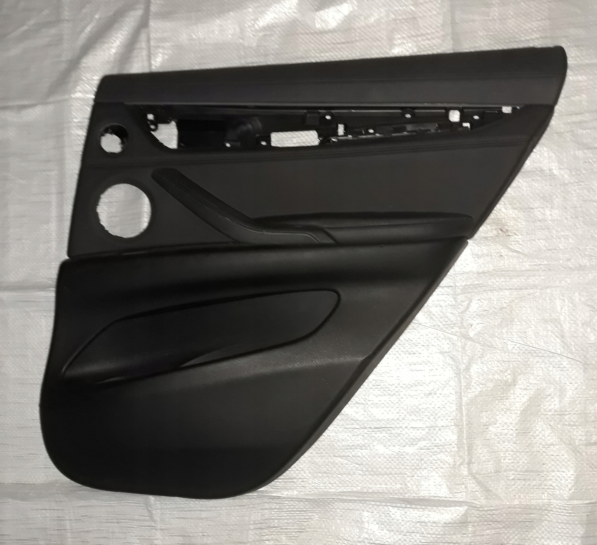 BMW X6 F16 бекон обивка двери задний задний правый