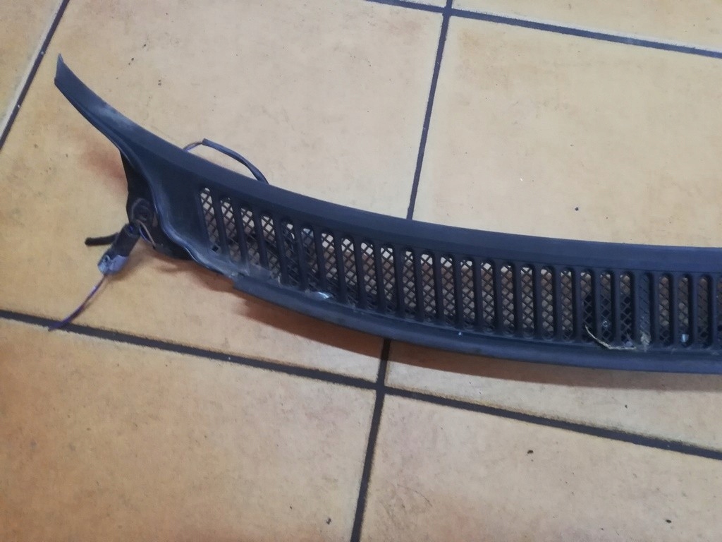 Audi A8 D2 lift podszybie 4D1805097C Typ samochodu Samochody osobowe