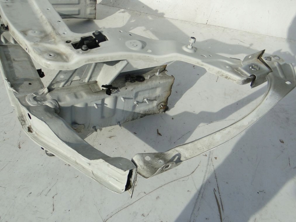 MERCEDES SLK R172 172 WZMOCNIENIE PAS BELKA Typ samochodu Samochody osobowe