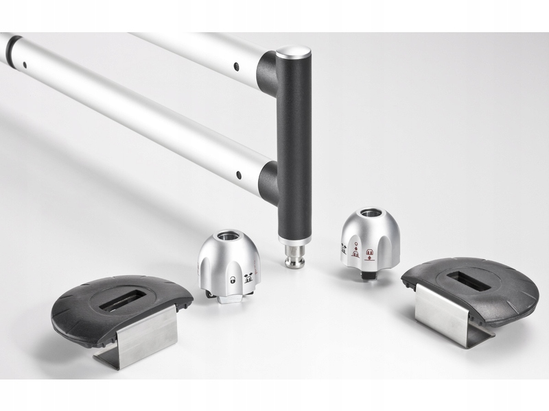 PRZEGRODA BELKA BAGAŻNIKA MERCEDES B KLASA CLS E Producent Mercedes-Benz OE