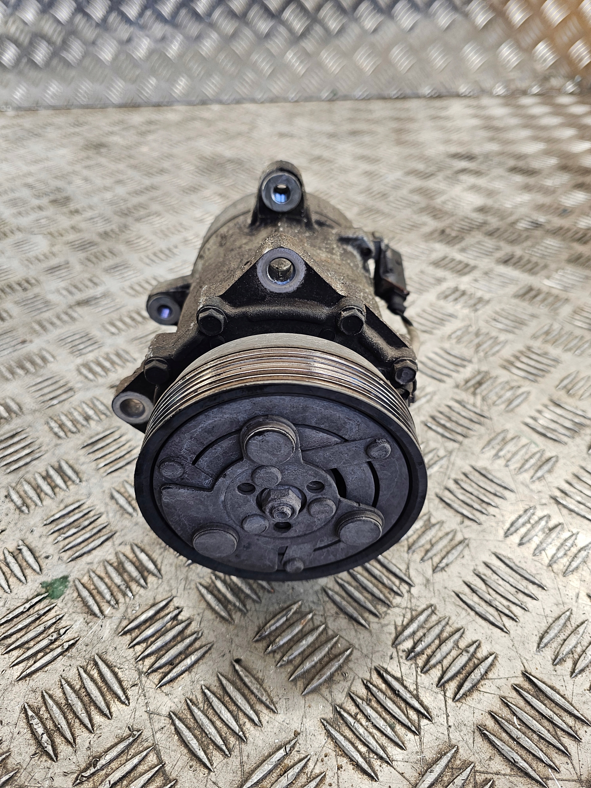Klimakompressor klimaanlage Seat VW 7N0820803D