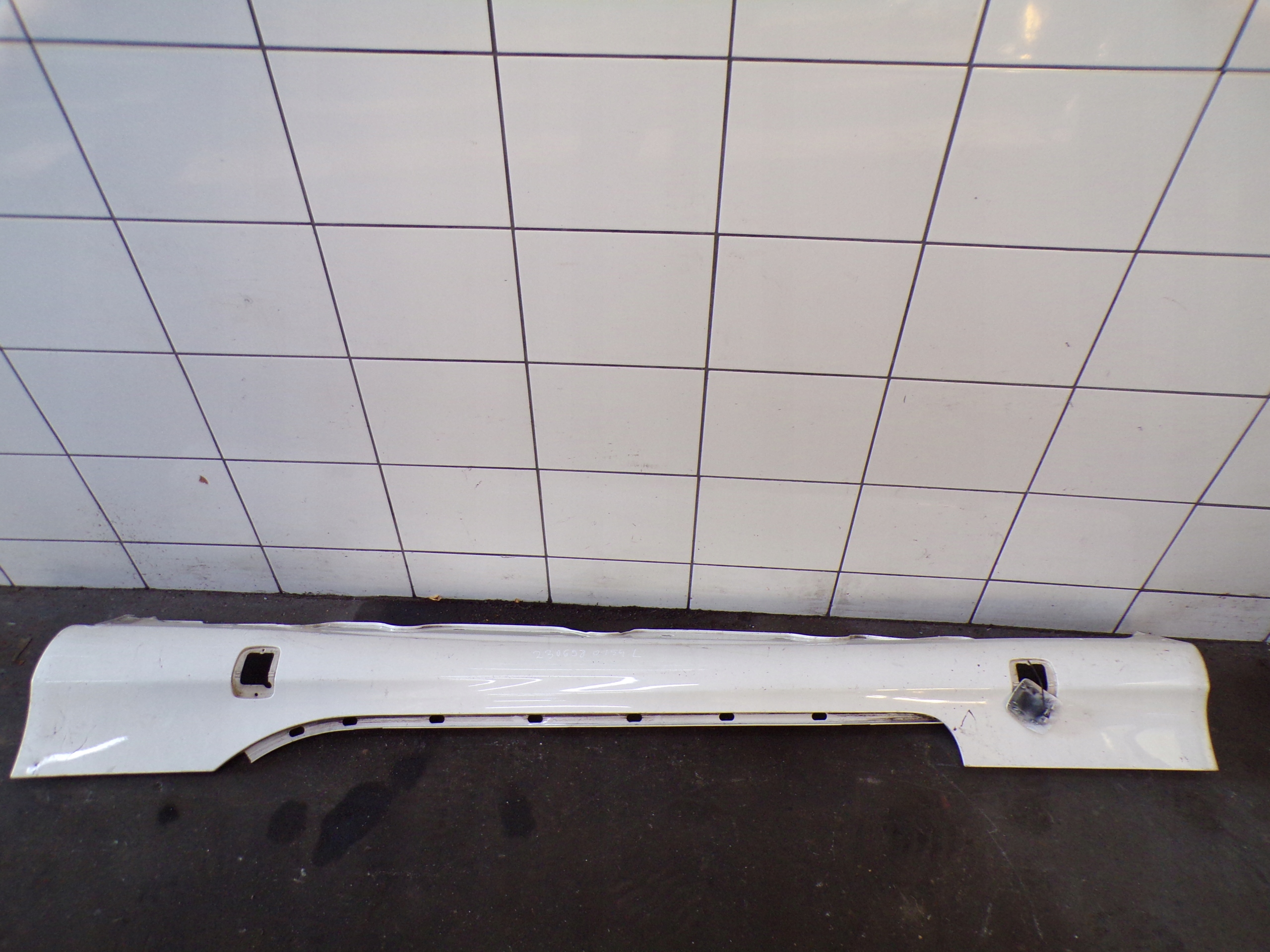 2306980154 - ПЕДАЛЬ ПОРОГА НАКЛАДКА ЛІВА MERCEDES SL R 230