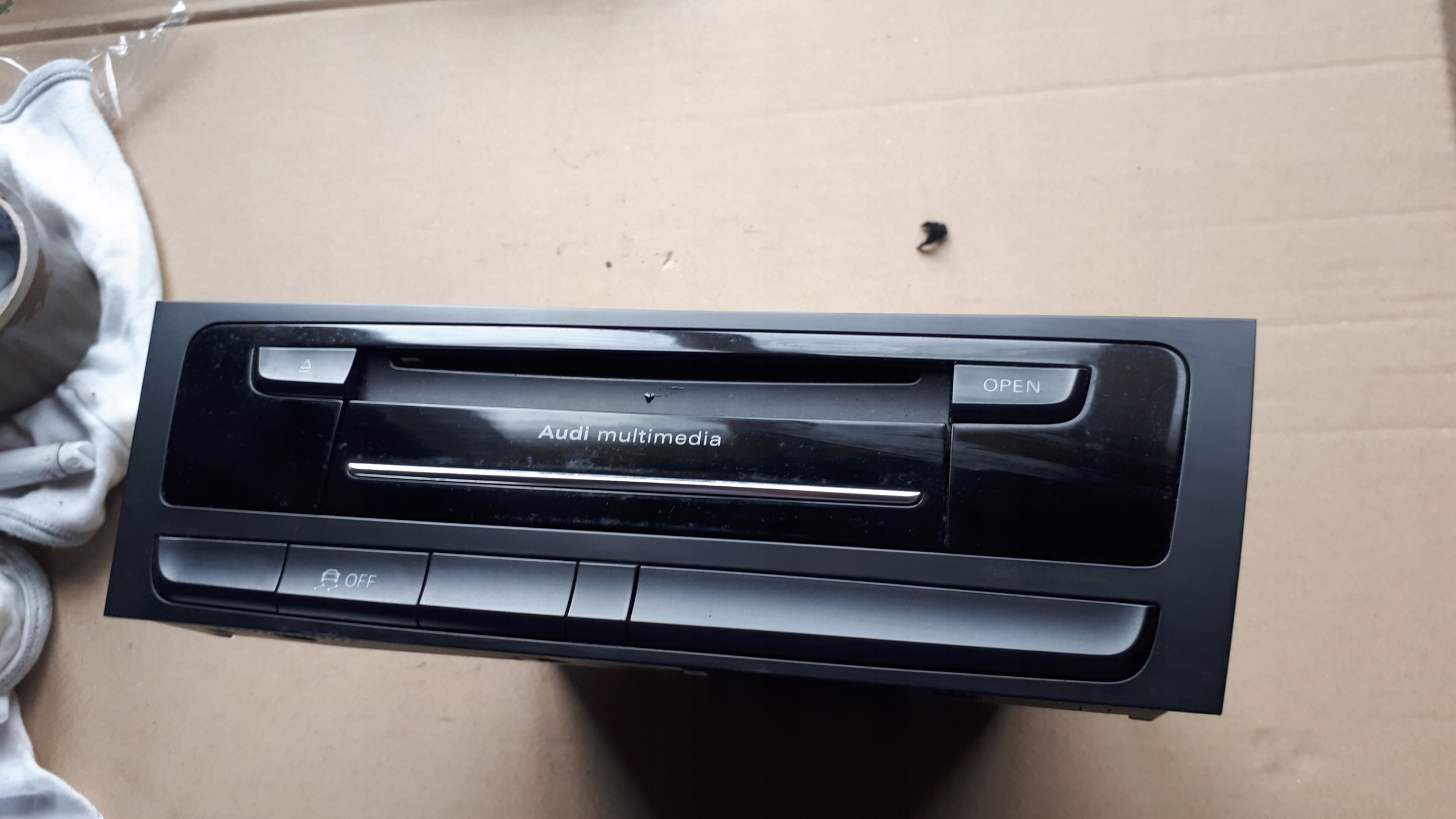 S4 B8 LIFT A4 player navigation devices MMI 3G+ 8R1035746B