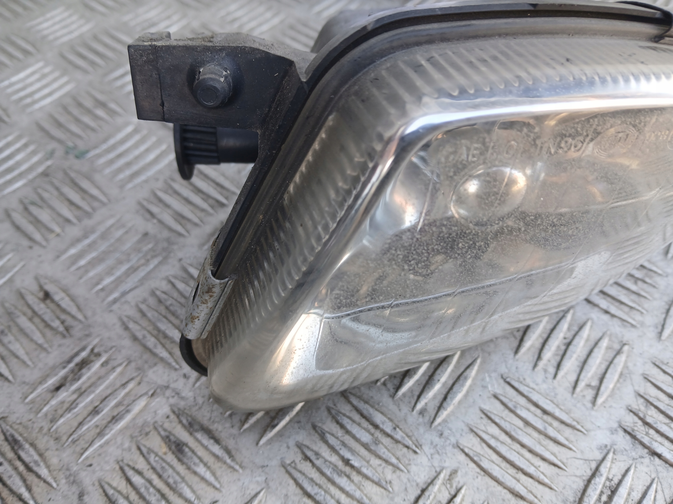 Nebelscheinwerfer Hella links oder rechts Licht Nebelscheinwerfer Mercedes W211