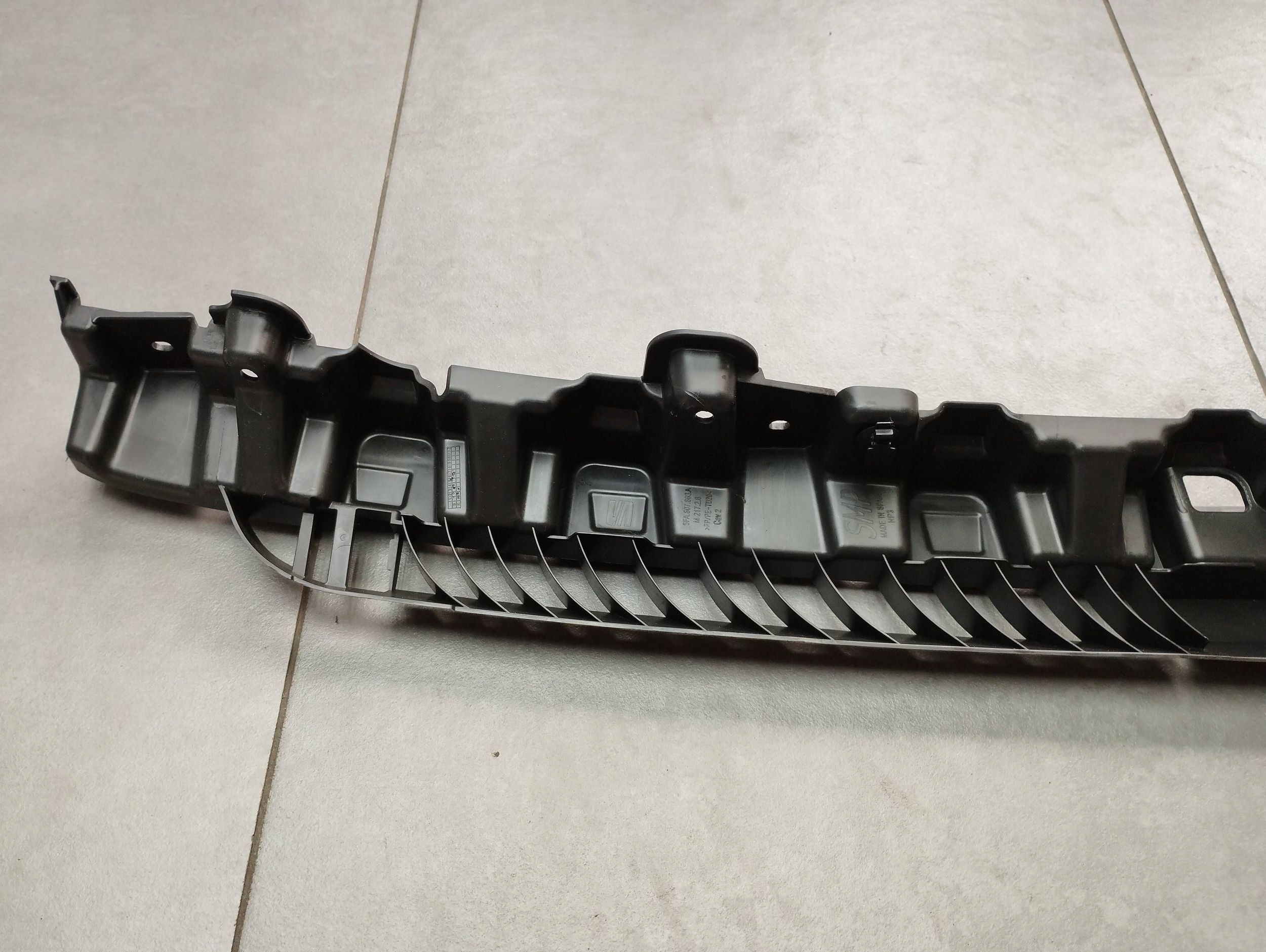 Seat Leon IV 2024 bumper bracket rear part 5FA807863A