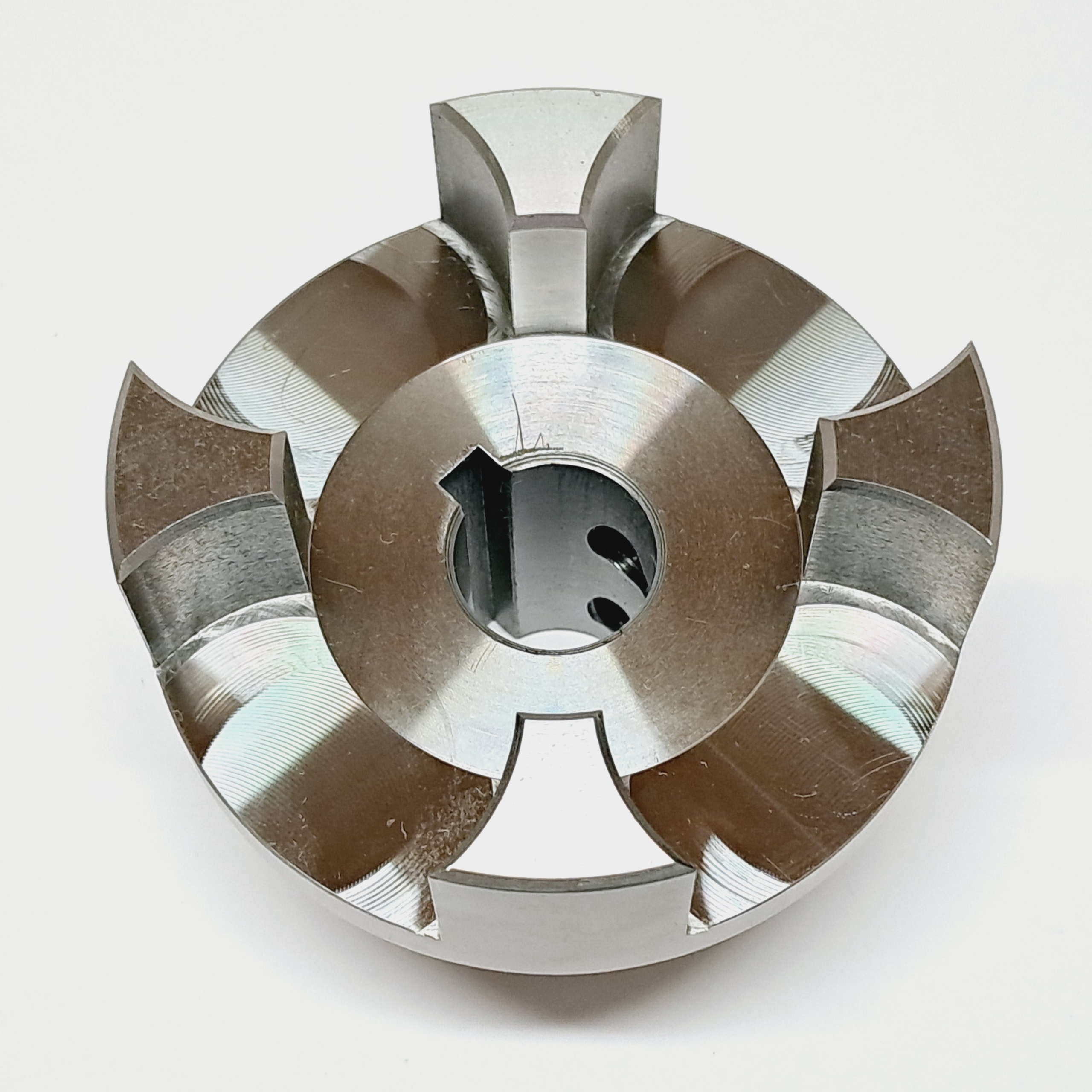 Spojka o průměru 80 mm s otvorem fi20 w6 polovina fi80 L114